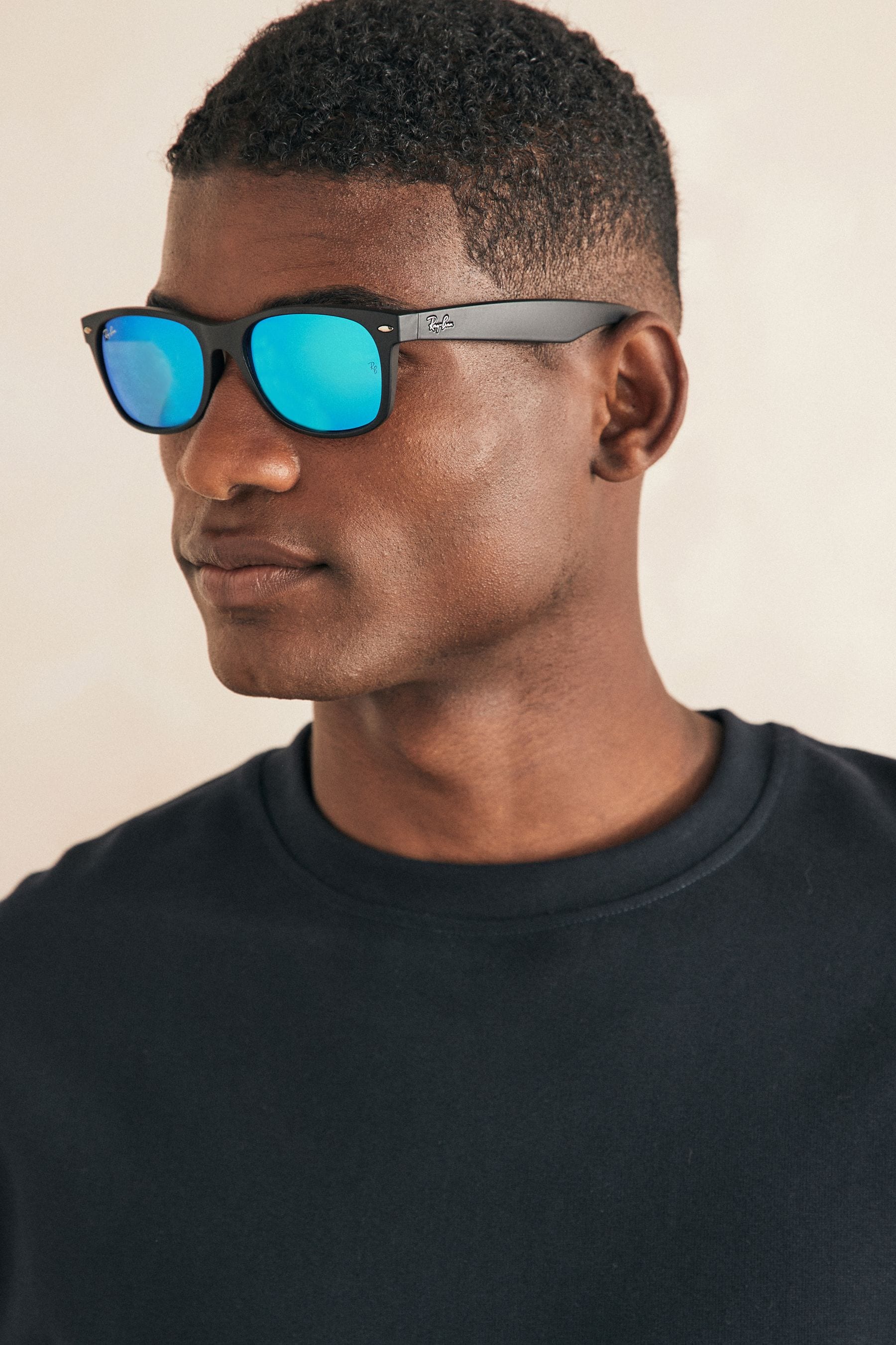 Sunglasses similar to wayfarer hot sale