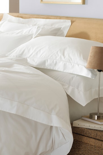 Paoletti White Oxford Hotel Quality 200 Thread Count Cotton Duvet Cover and Pillowcase Set