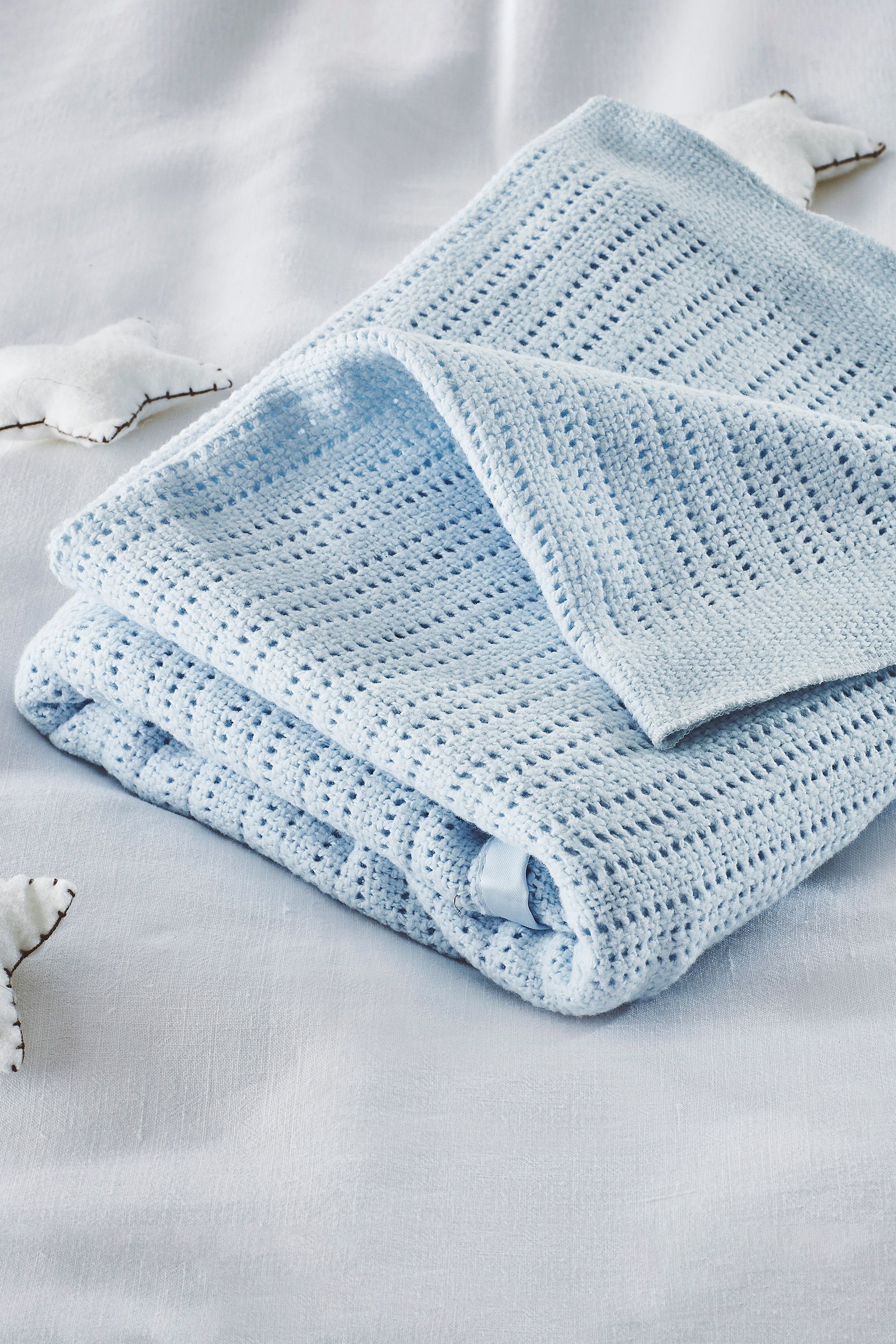 The White Company Blue Cellular Satin 100 Cotton Blanket