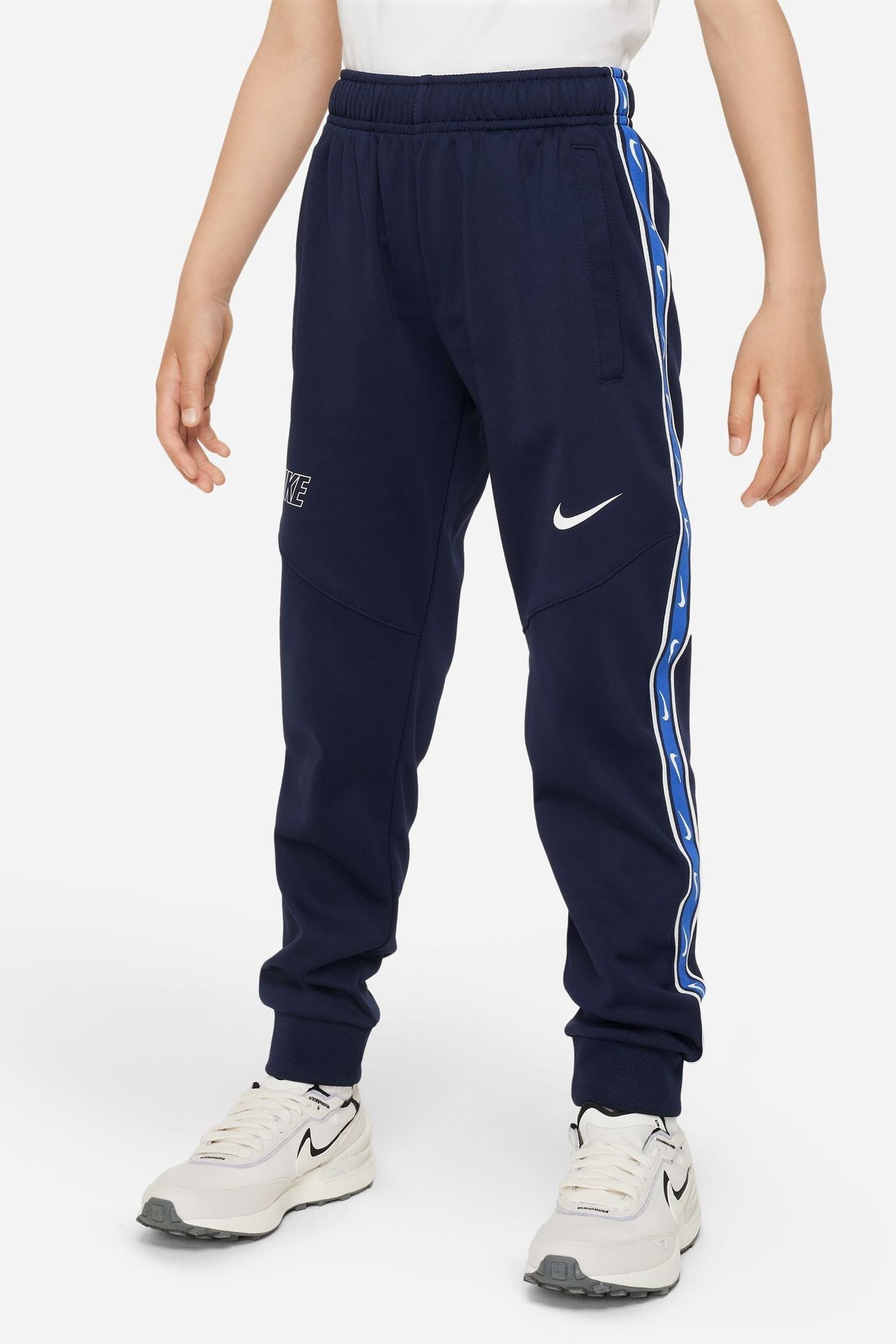 Nike air joggers in skinny fit in navy sales