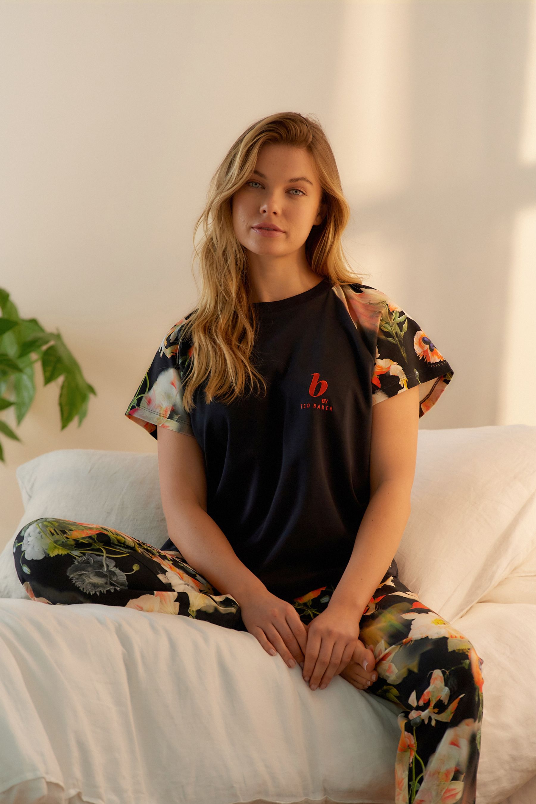 B by Ted Baker Women s Floral Pyjama Set