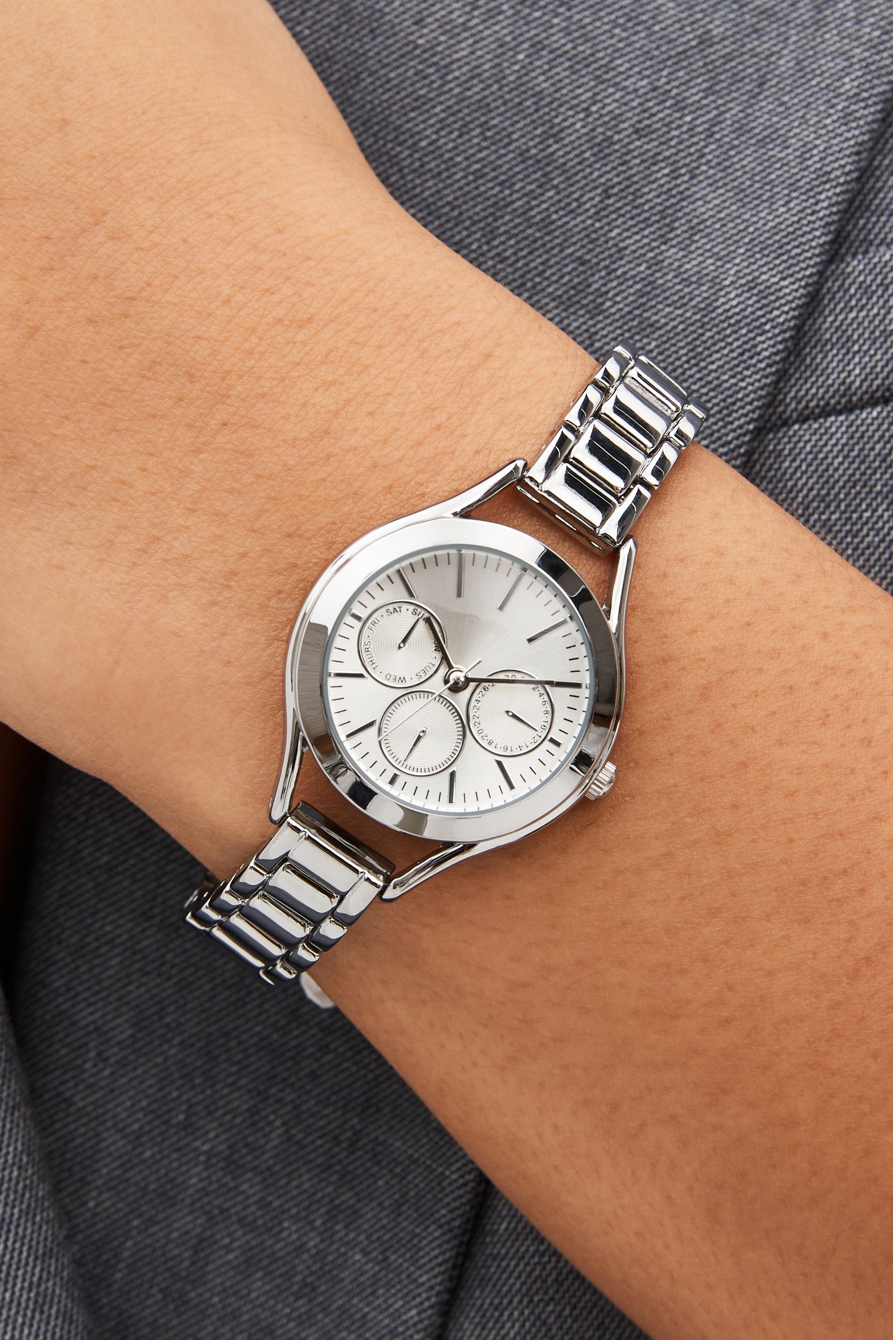 Silver boyfriend outlet watch