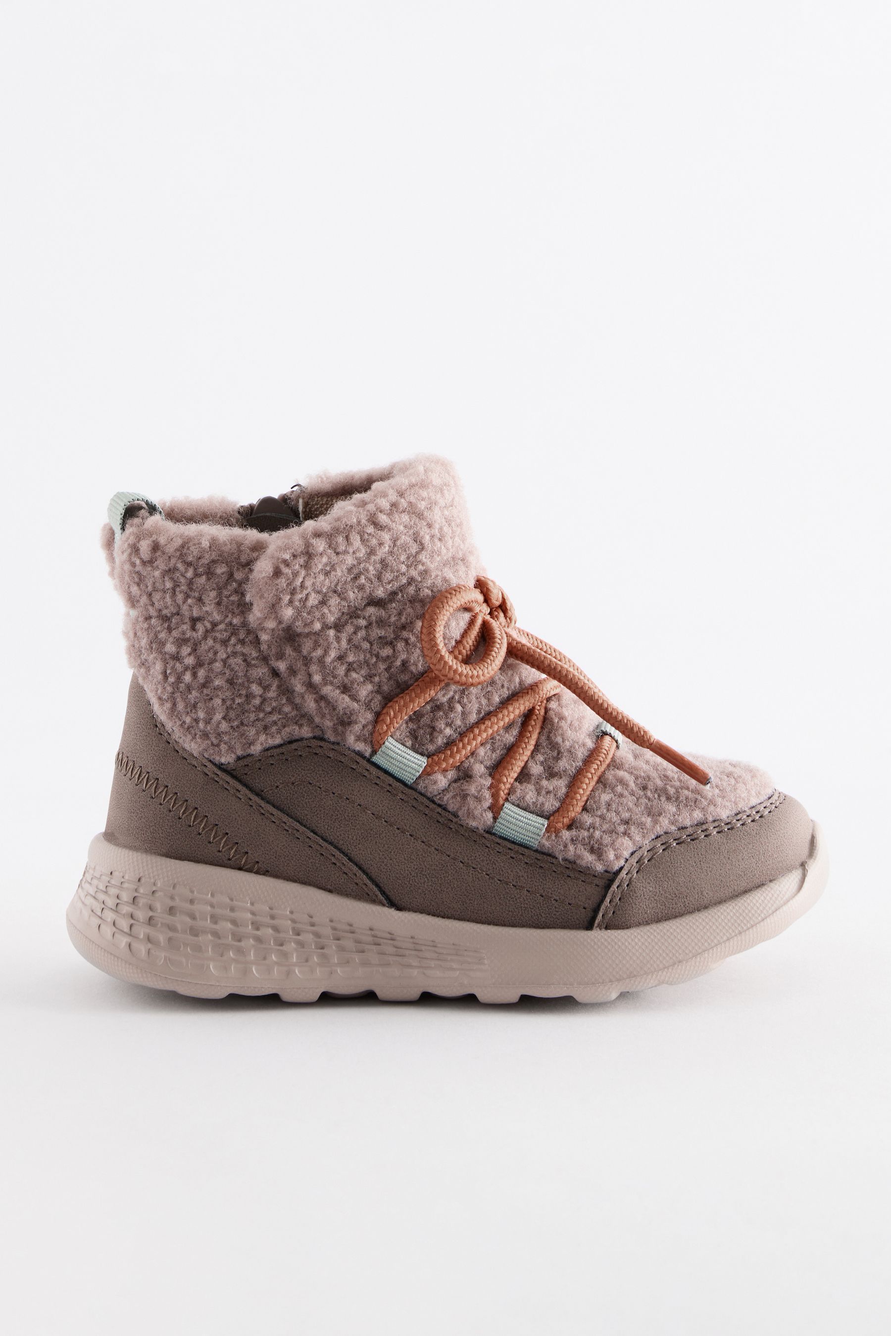Modern snow boots top