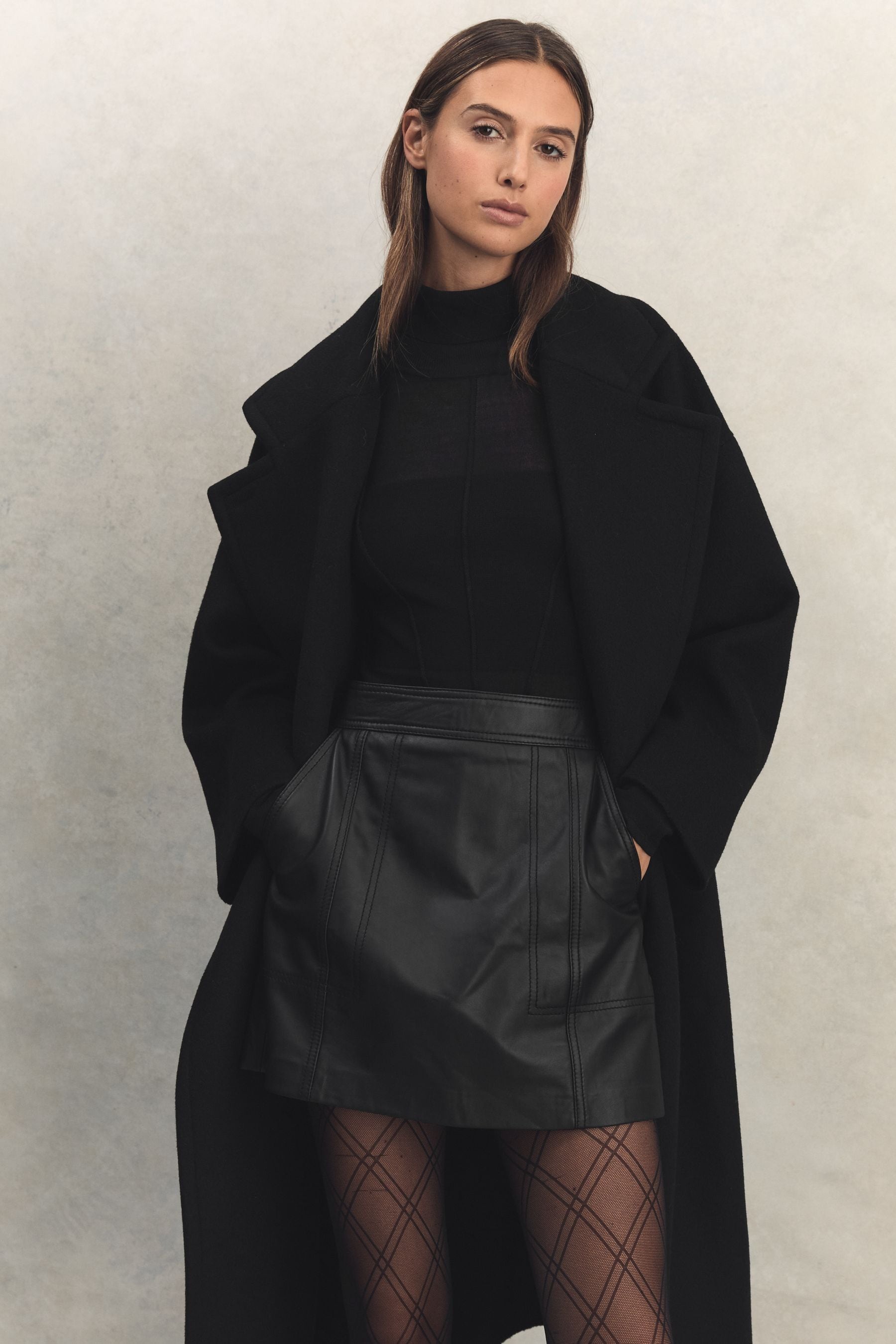 Reiss leather hotsell mini skirt