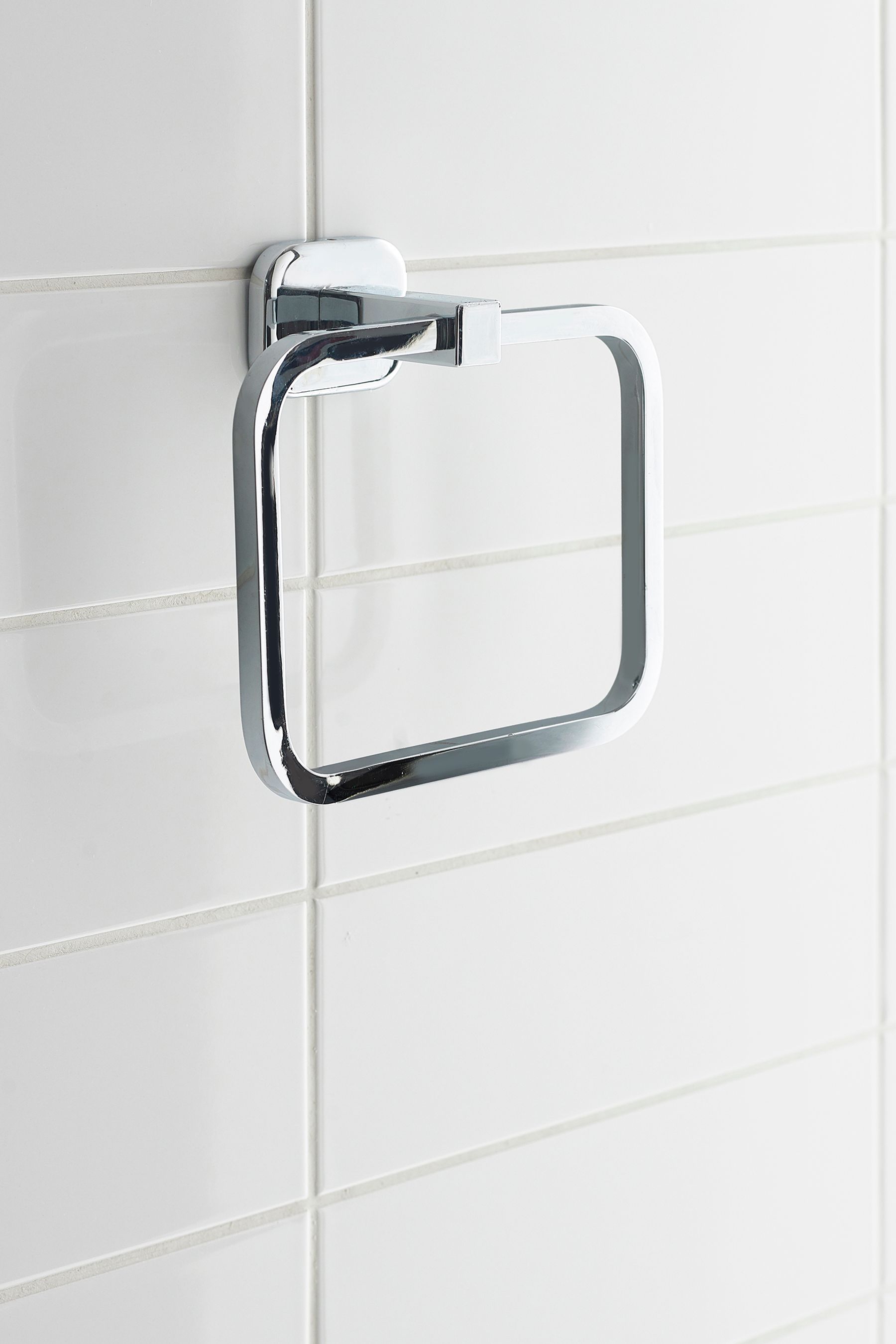Next towel ring outlet