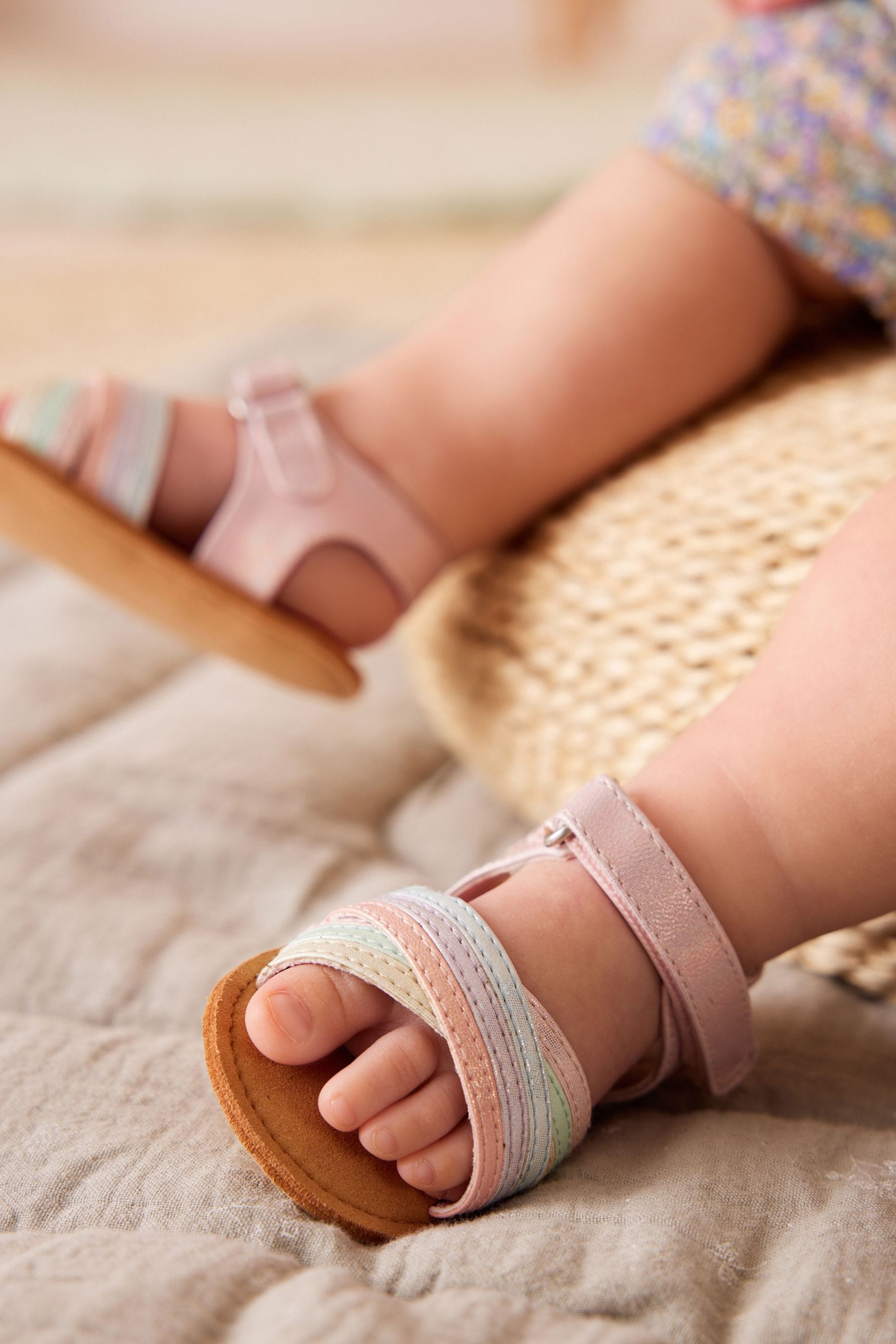 Baby sandals online