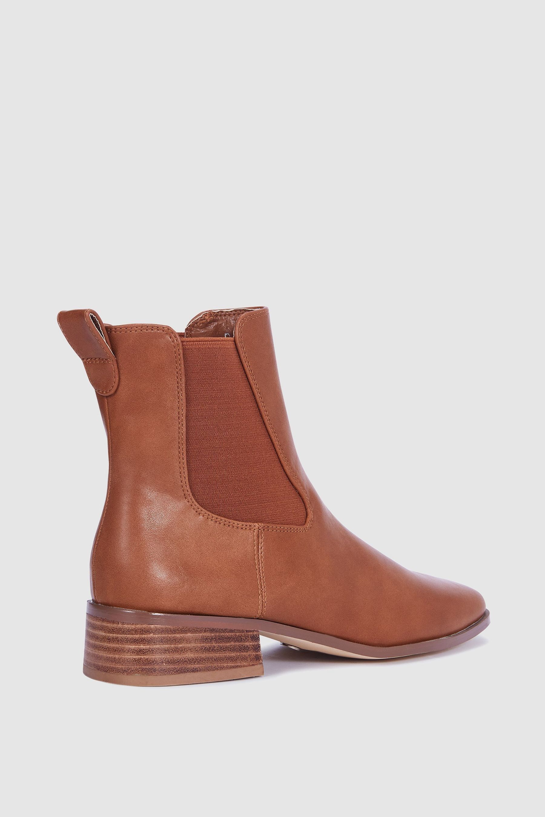 Lipsy flat chelsea outlet ankle boot