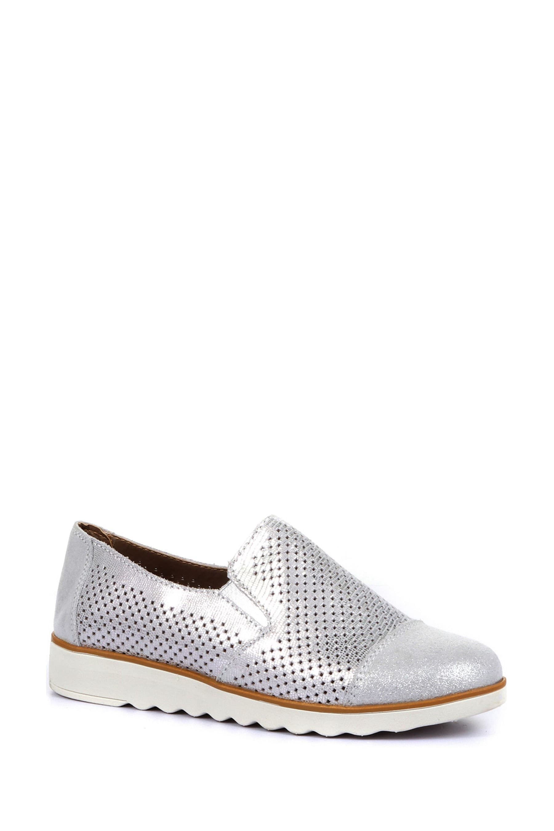 Lightweight wide fit ladies shoes on sale