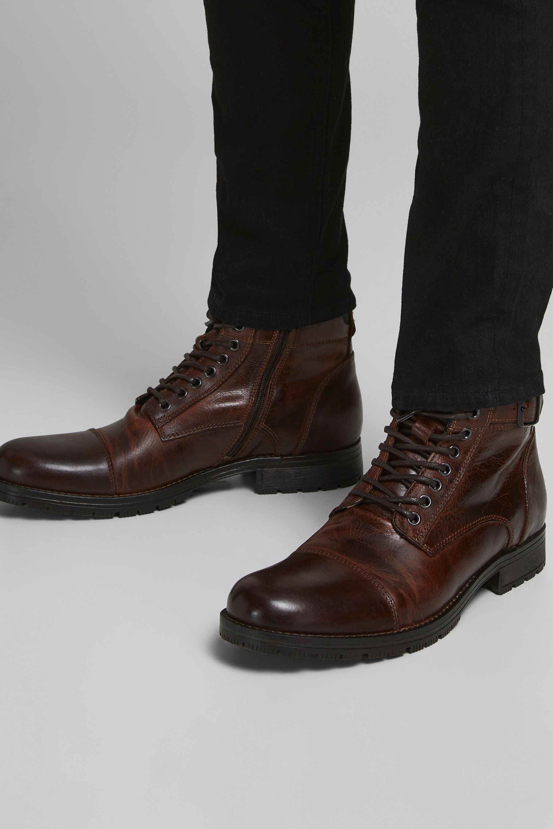 Jones brown boots outlet