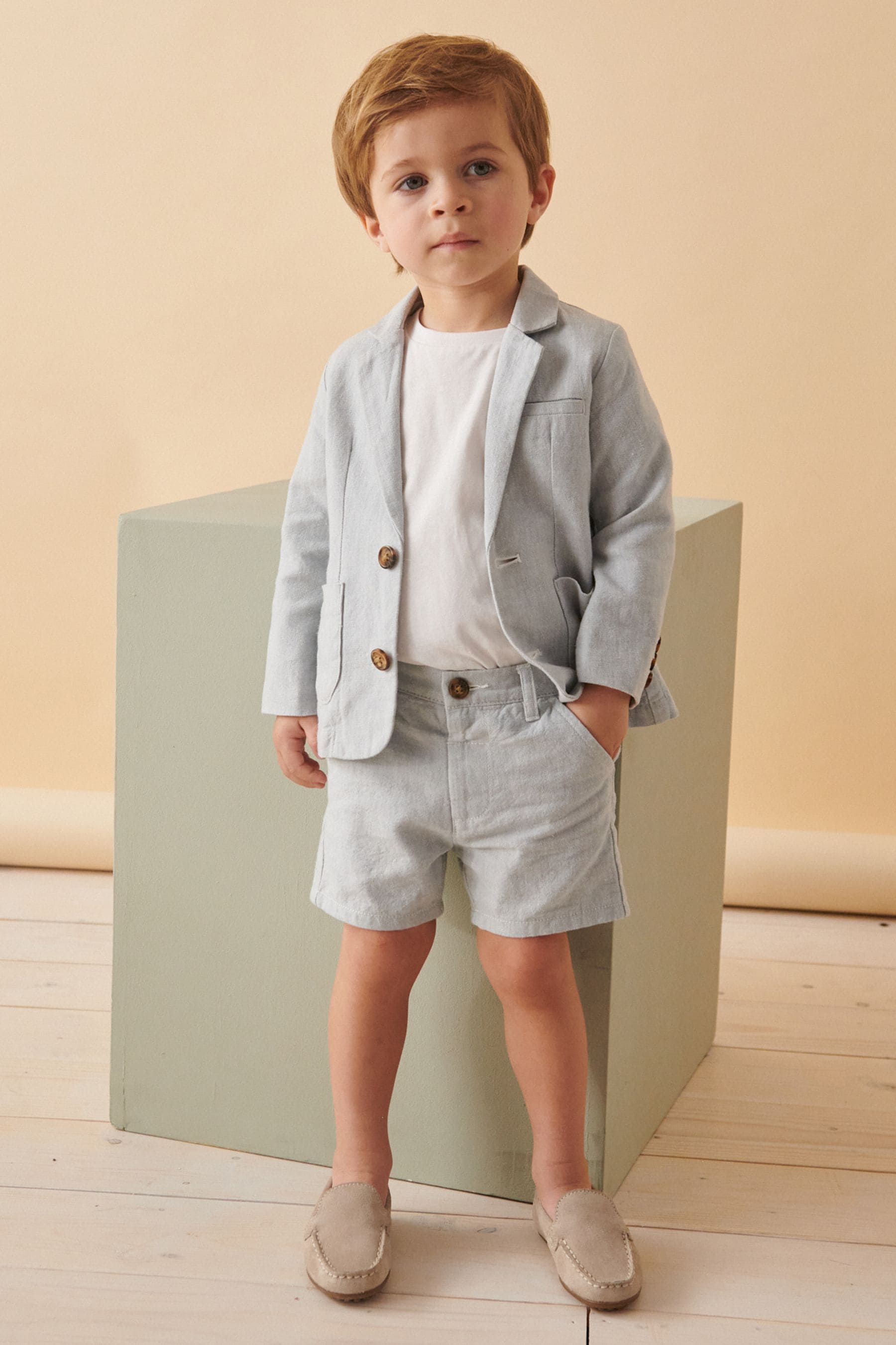 Linen shorts and blazer set on sale