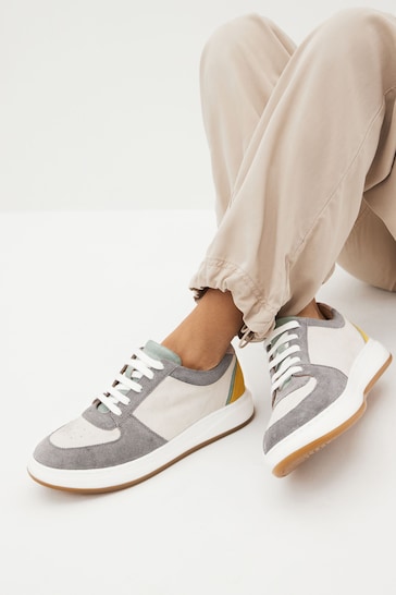 Pastel Signature Leather Retro Lace Up Trainers