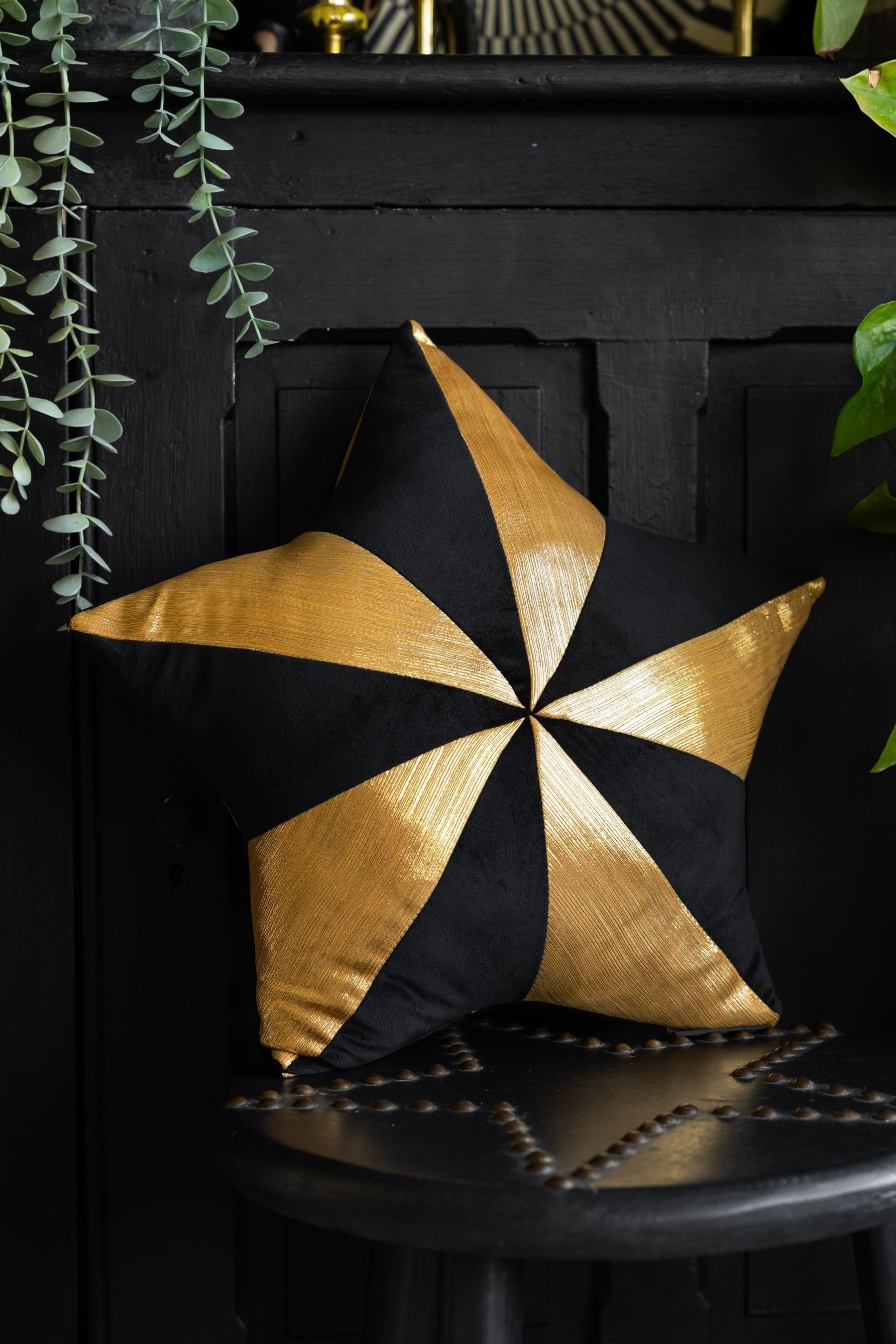 Gold star cushion clearance