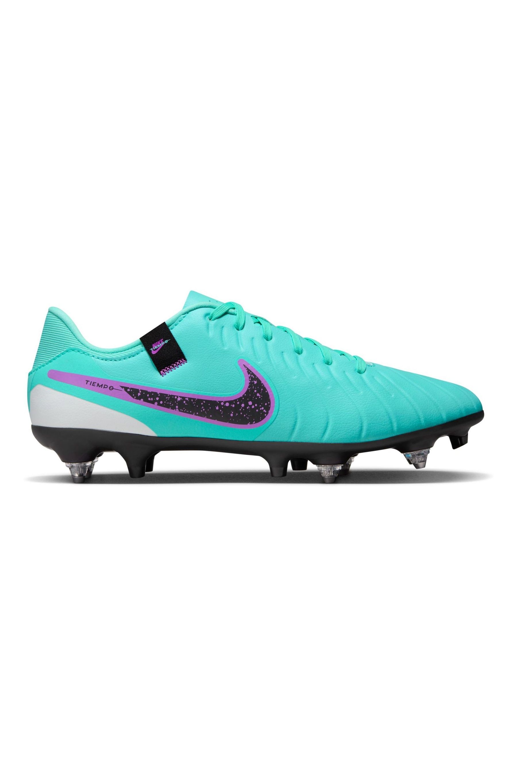 Soft discount ground football