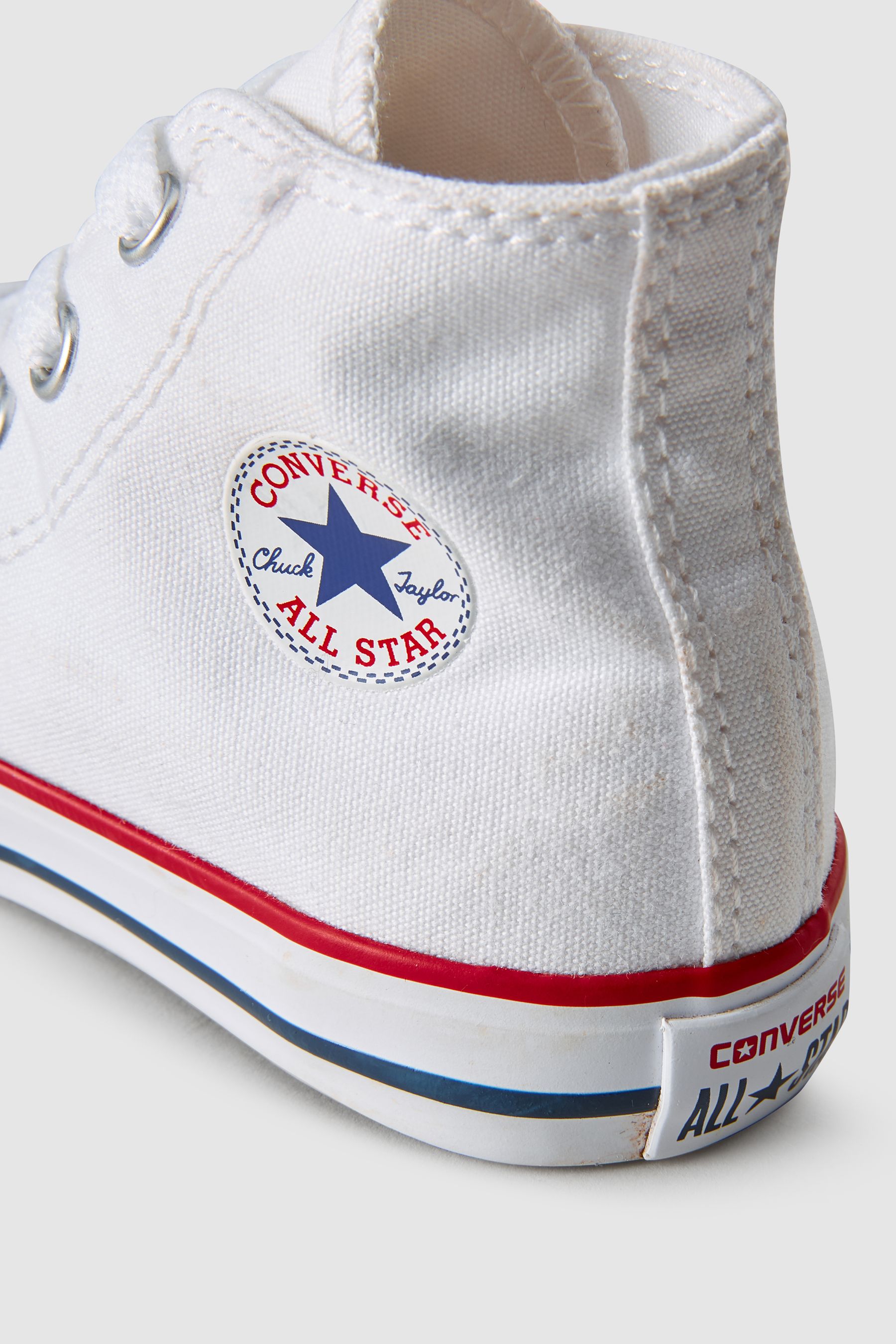 Converse deals trainers infant