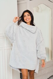 Jim Jam the Label Oversized Supersoft Borg Cosy Blanket Hoodie - Image 3 of 6