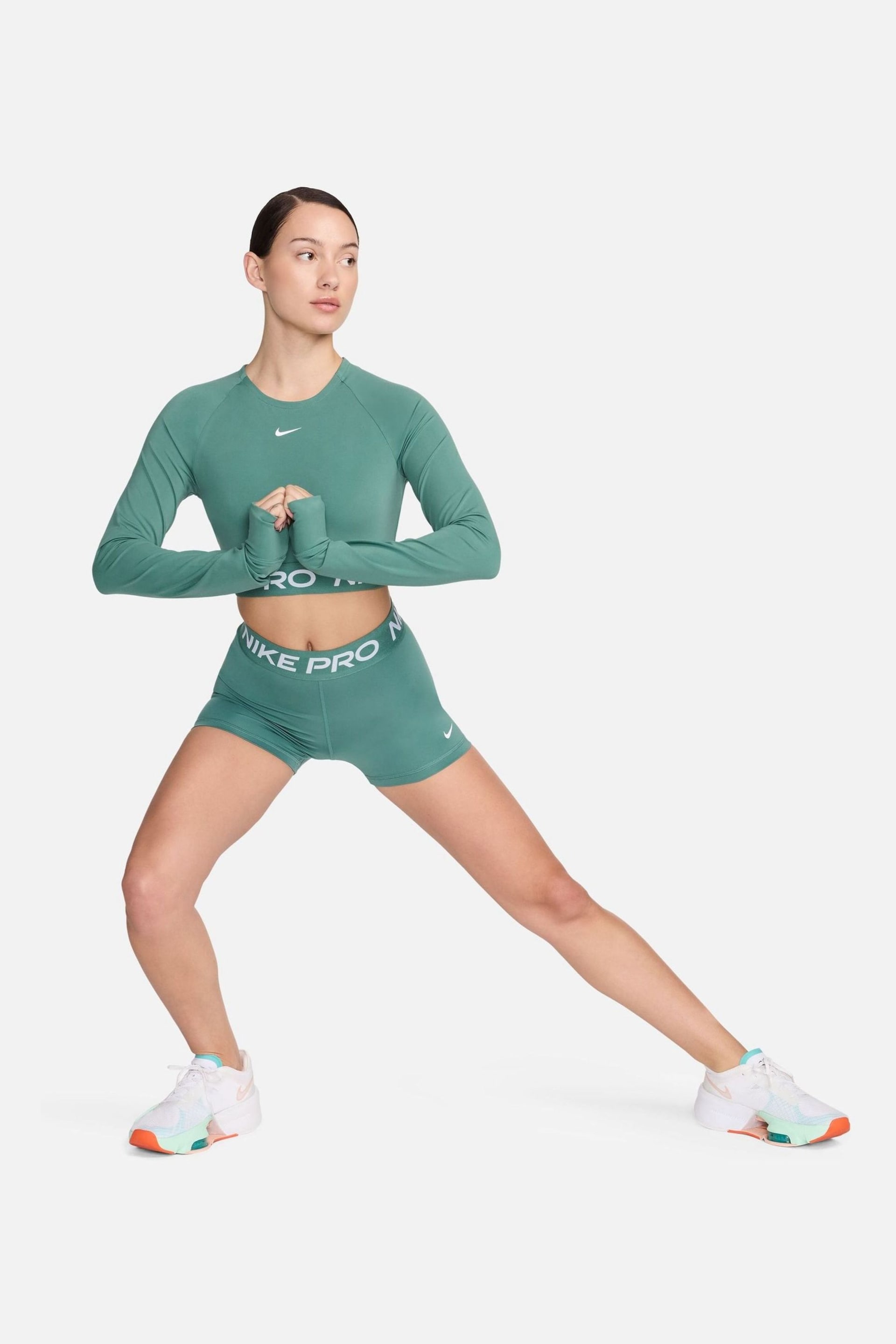 Nike Green Pro 365 3" Shorts - Image 5 of 6