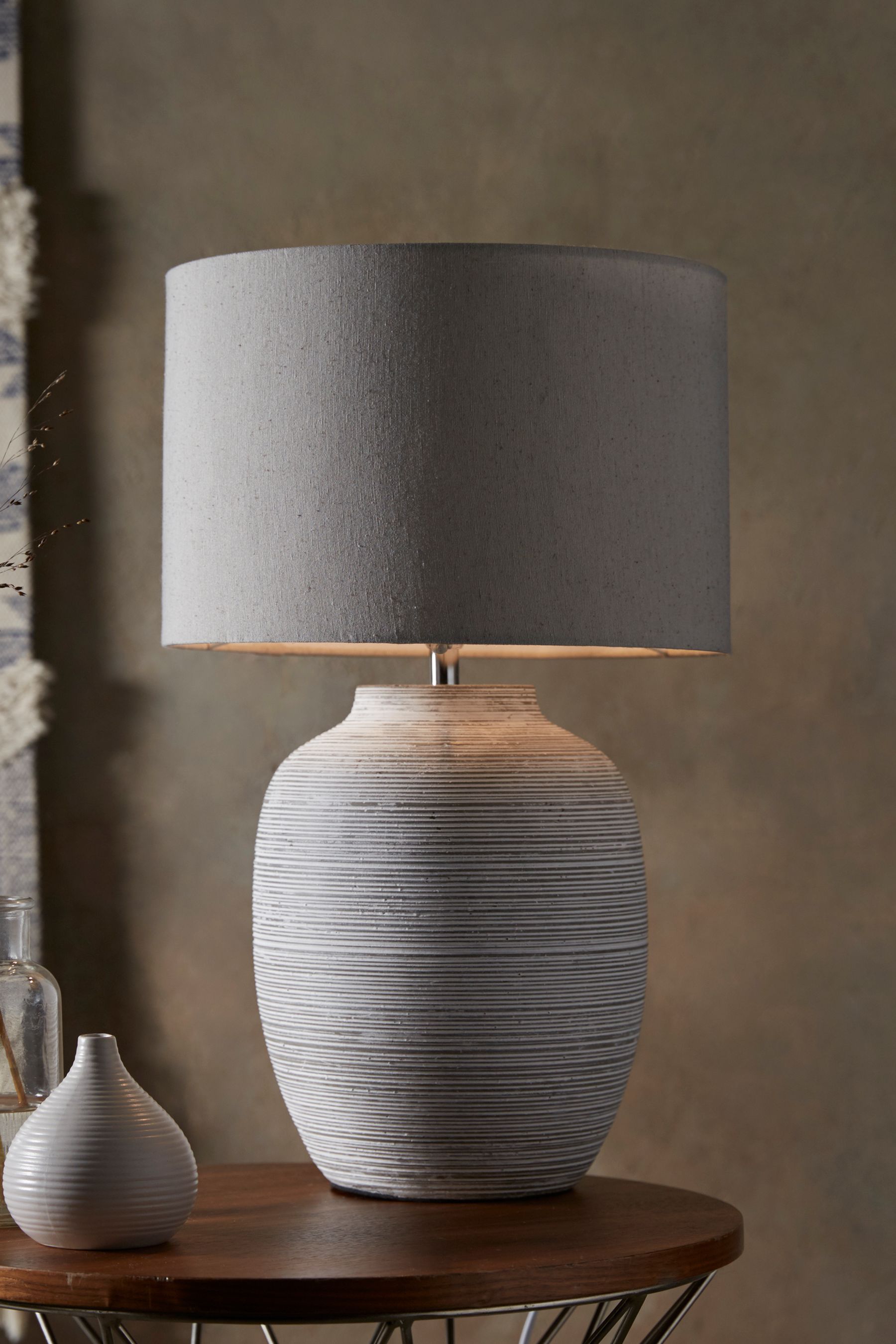 Large hotsell table lamp