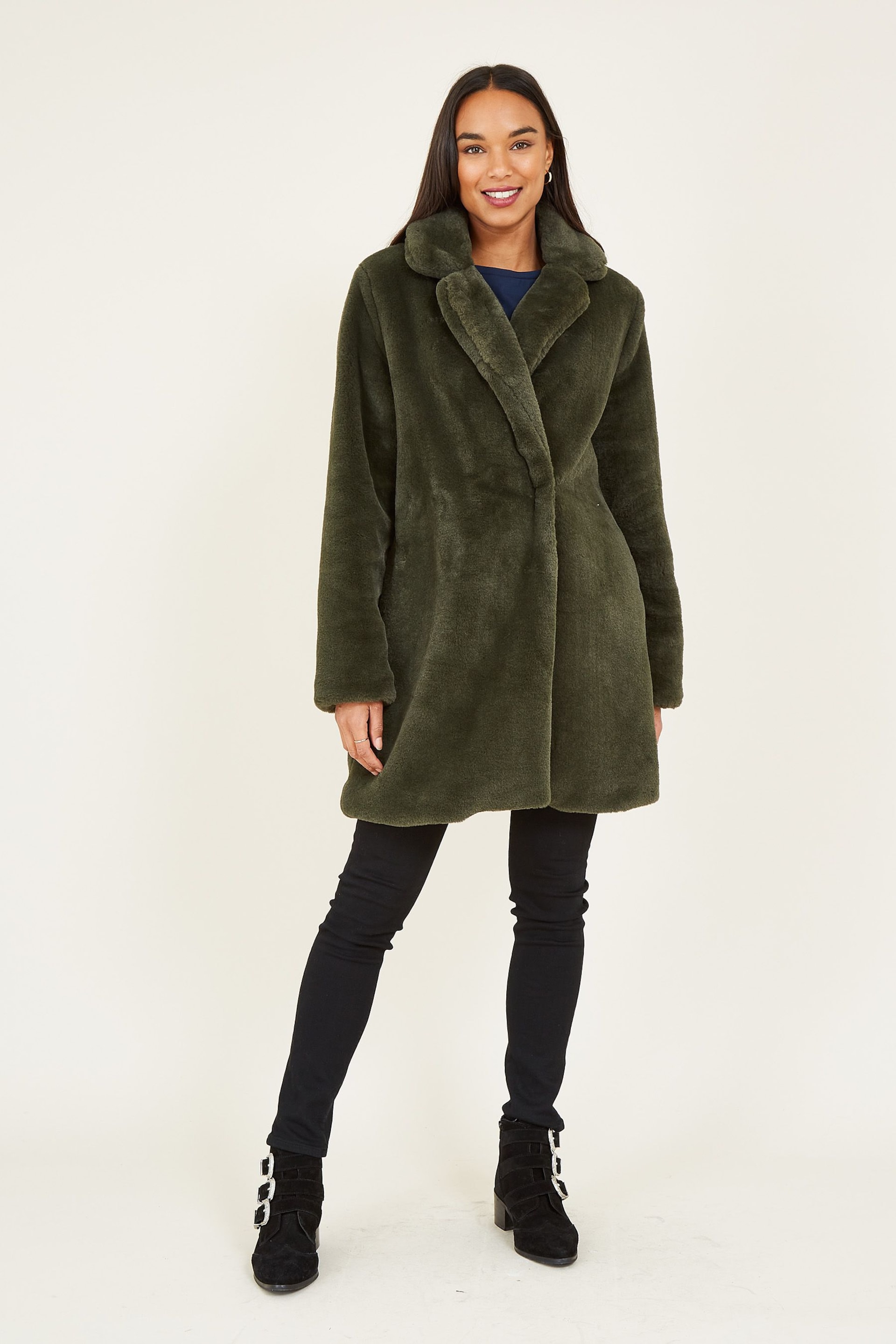 Yumi Green Faux Fur Coat - Image 3 of 5