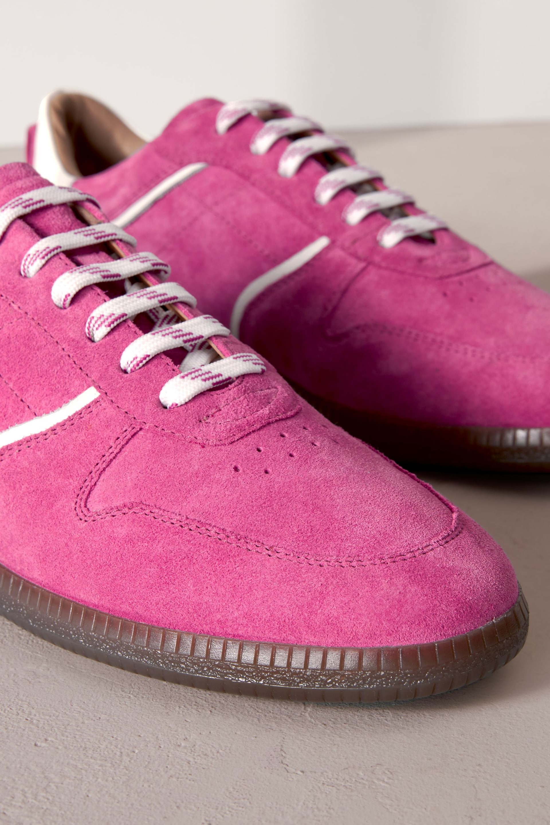Pink Signature Forever Comfort® Low Retro Leather Trainers - Image 11 of 11