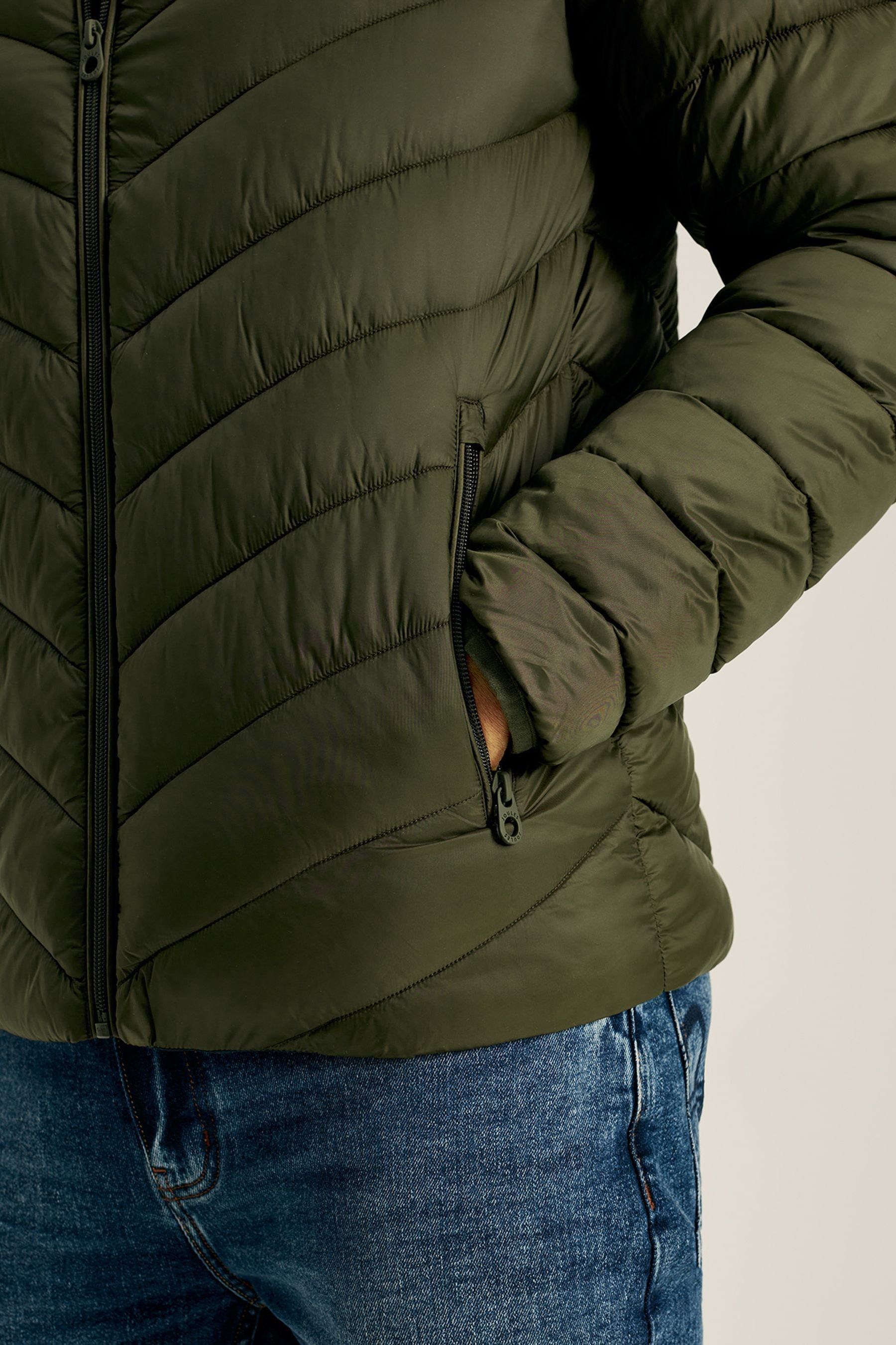 Mens shower clearance resistant jacket