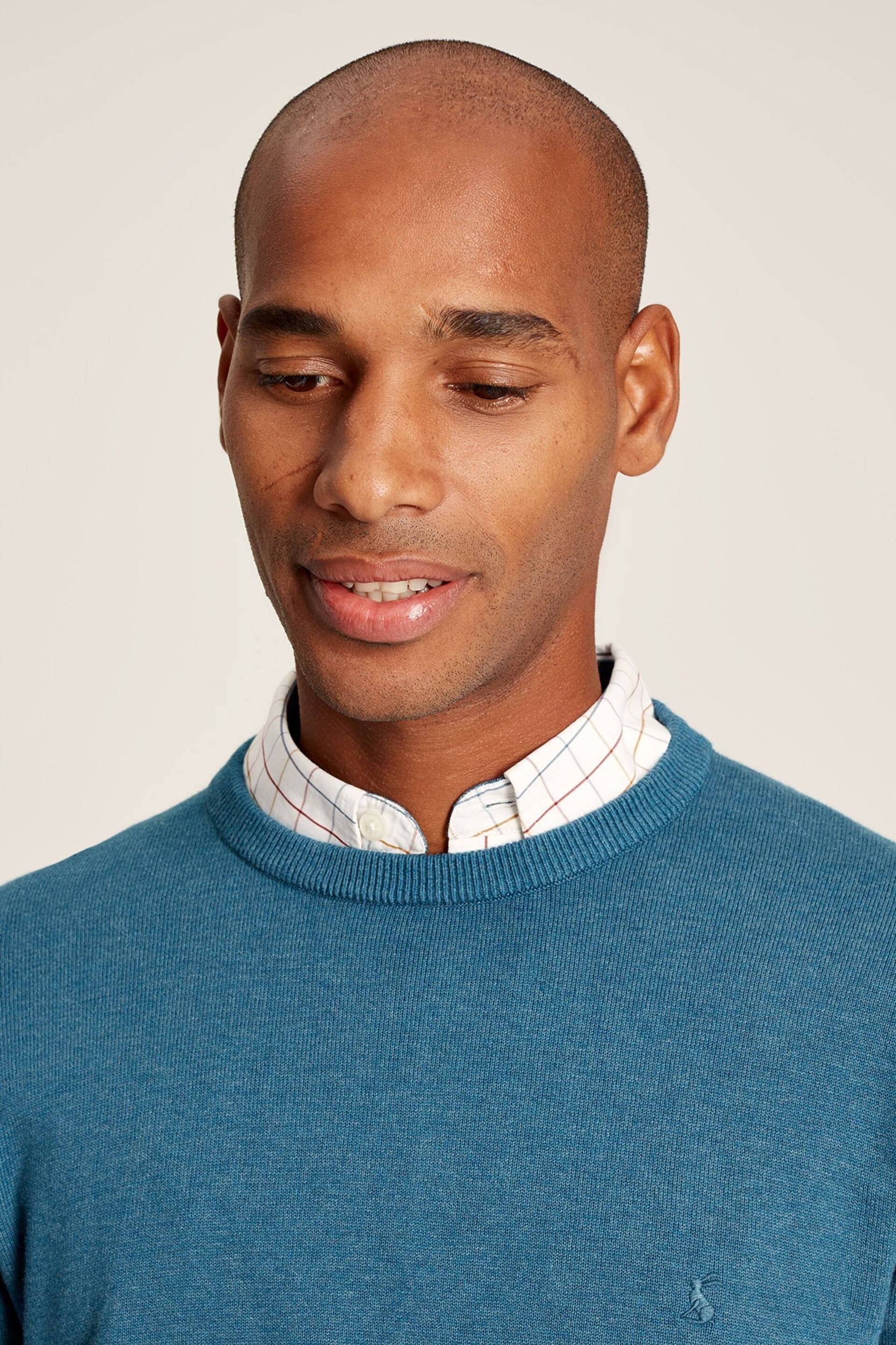 Joules Jarvis Blue Cotton Crew Neck Jumper - Image 4 of 6