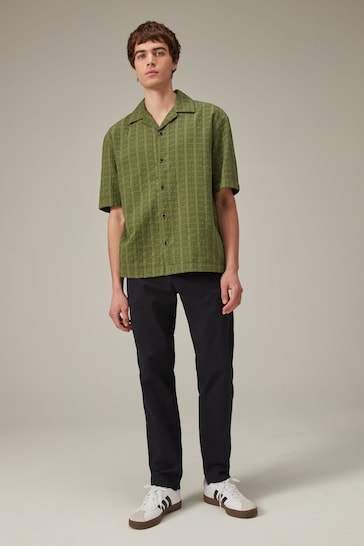 Green Textured Short Sleeve Shirt with Cuban Collar