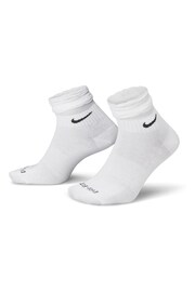 Nike White Everyday Ruffle Ankle Socks - Image 1 of 4