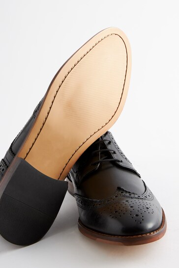 Black Regular Fit Contrast Sole Leather Brogues