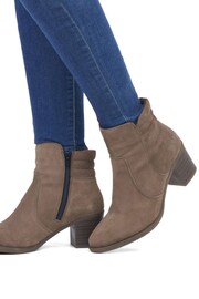 Rieker Womens Zipper Brown Boots - Image 10 of 10