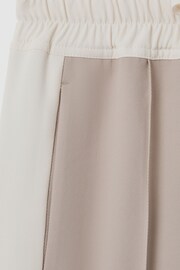 Reiss Natural May Wide Petite Wide Leg Contrast Stripe Drawstring Trousers - Image 6 of 7