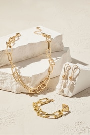Gold Tone Rectangular Link Chunky Chain Necklace - Image 4 of 5