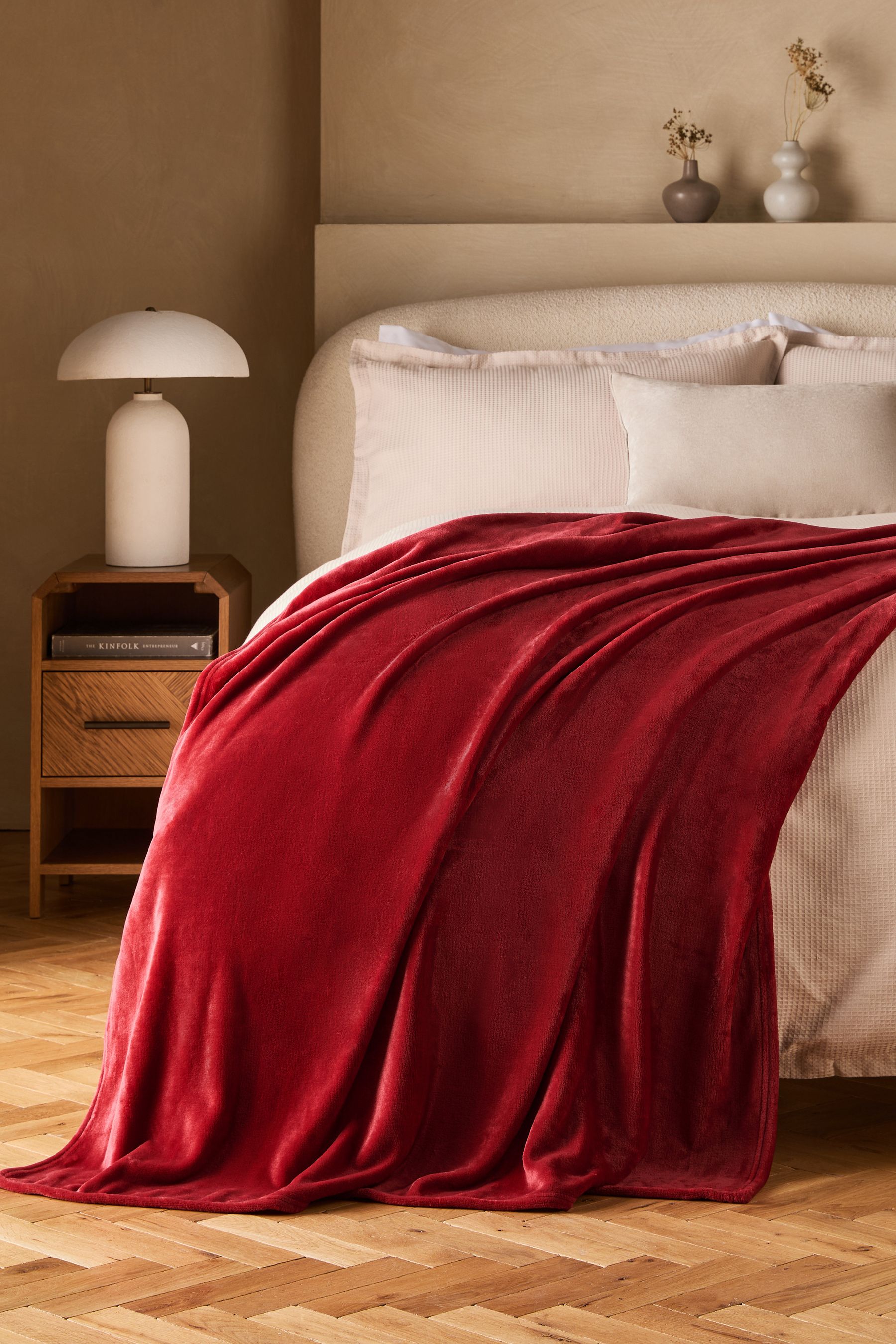 Red velvet blanket 2025