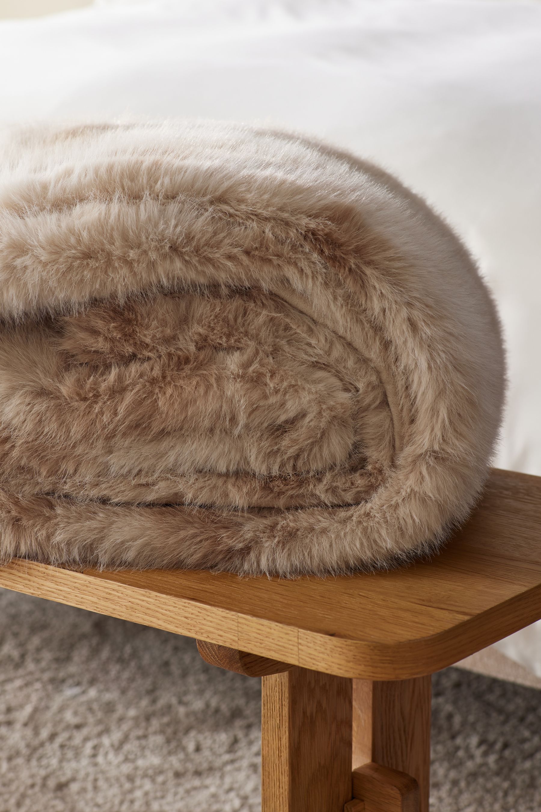 Faux fur blanket tesco 2025