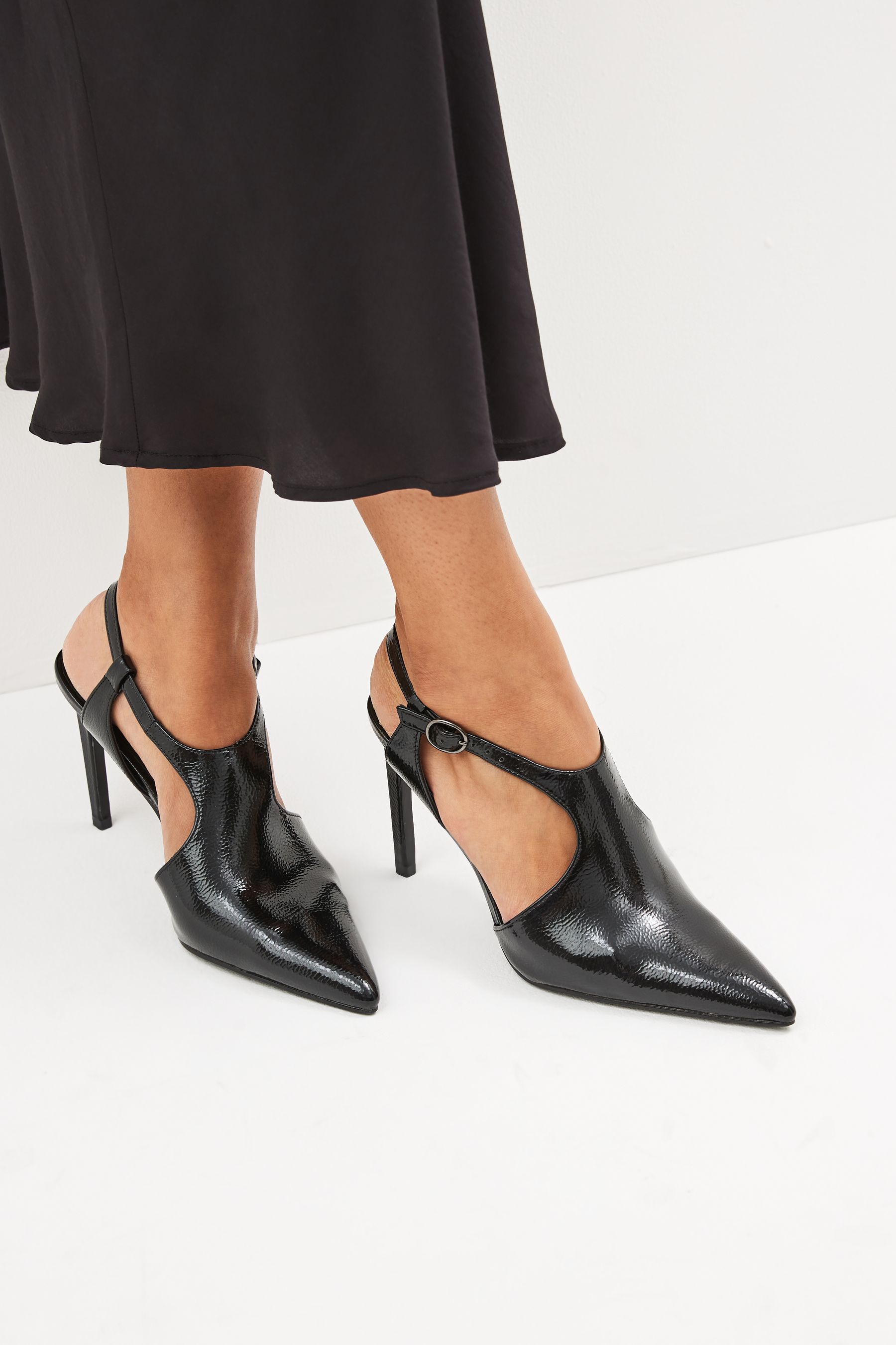 Cut out shoes deals