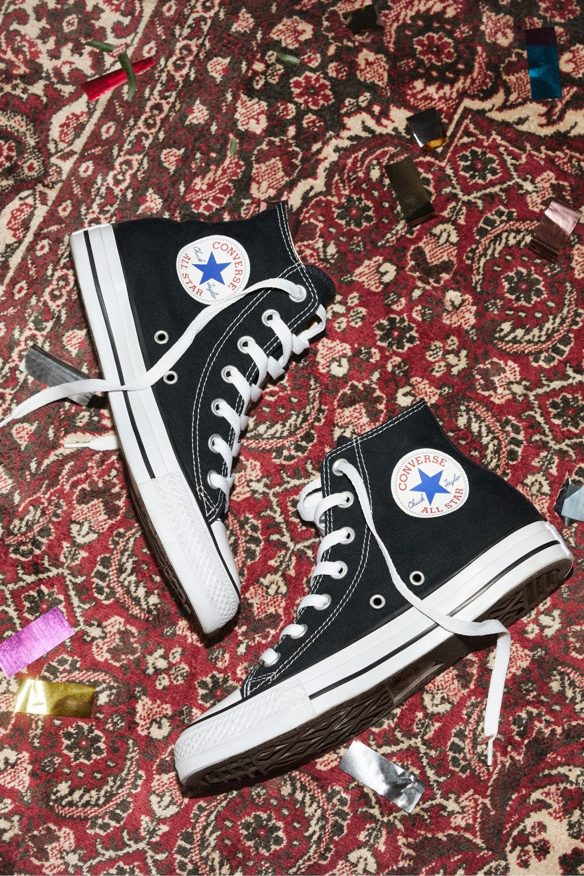 Converse Black Chuck Taylor All Star High Trainers - Image 2 of 9