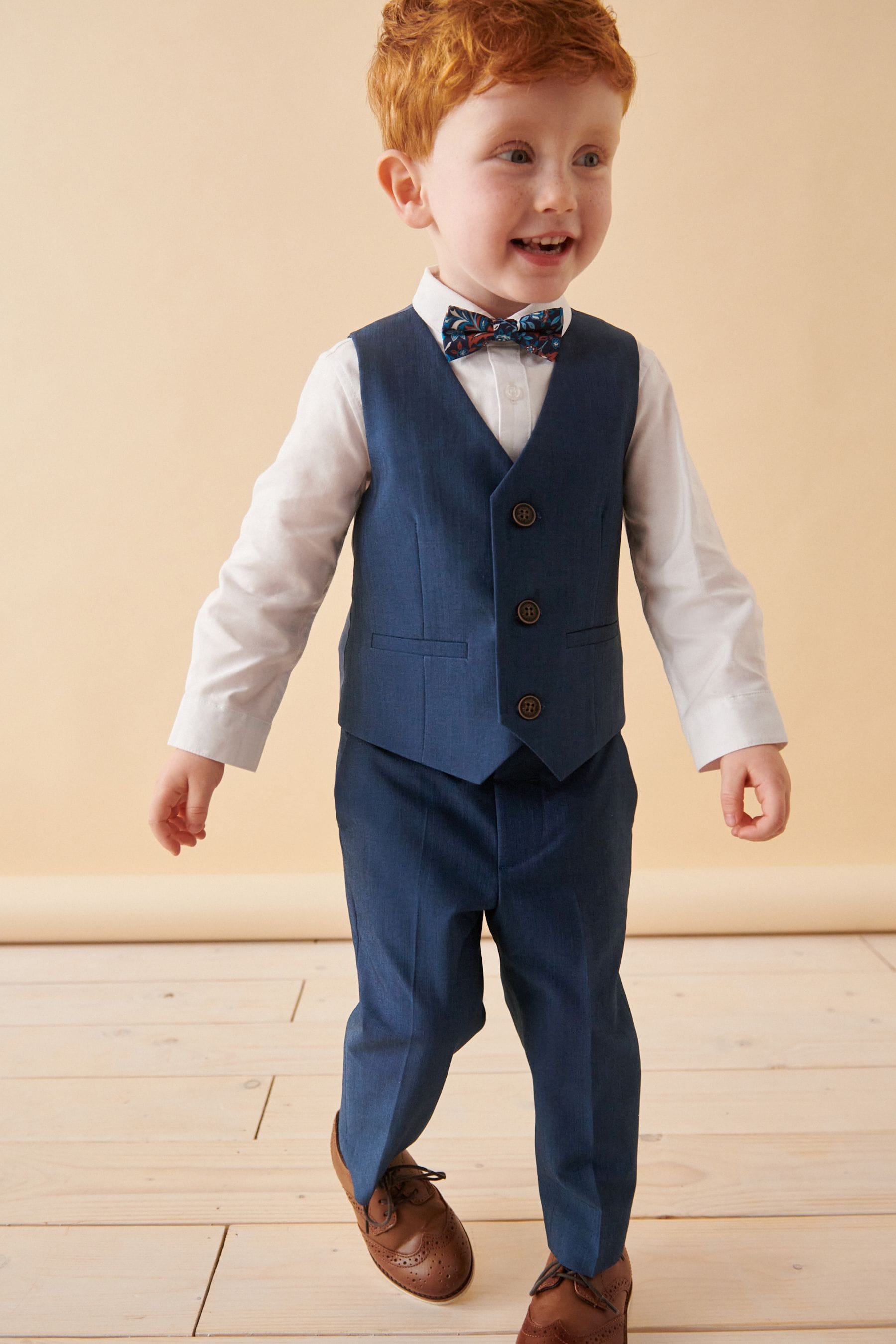 Waistcoat shirt and trousers discount