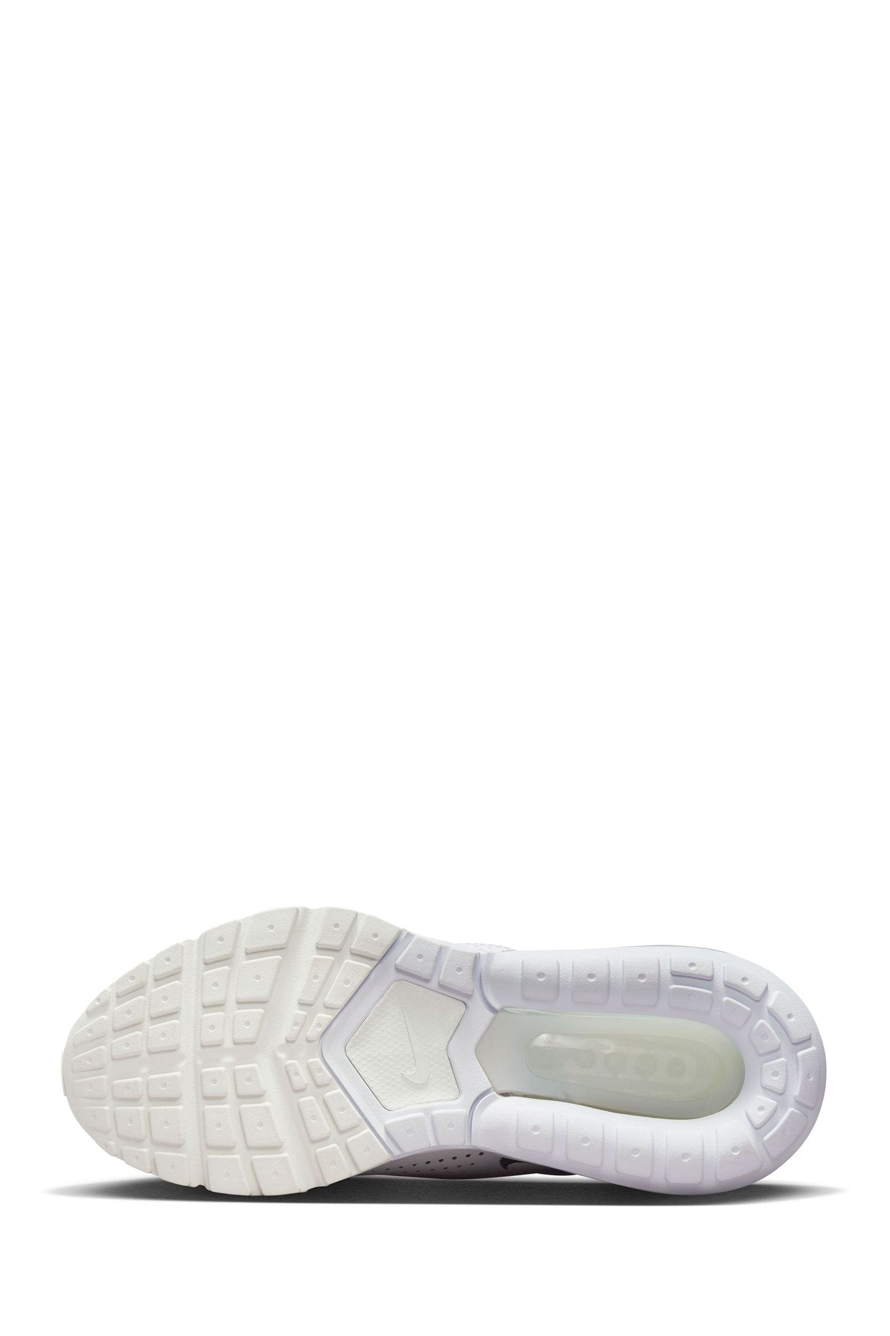 Nike white sole trainers outlet