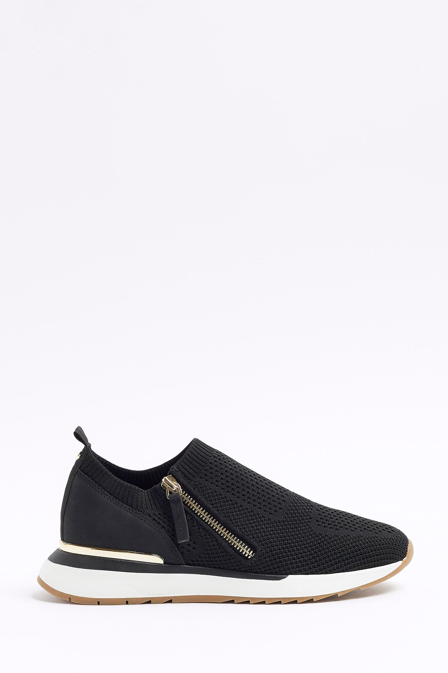 Slip on trainers ireland discount