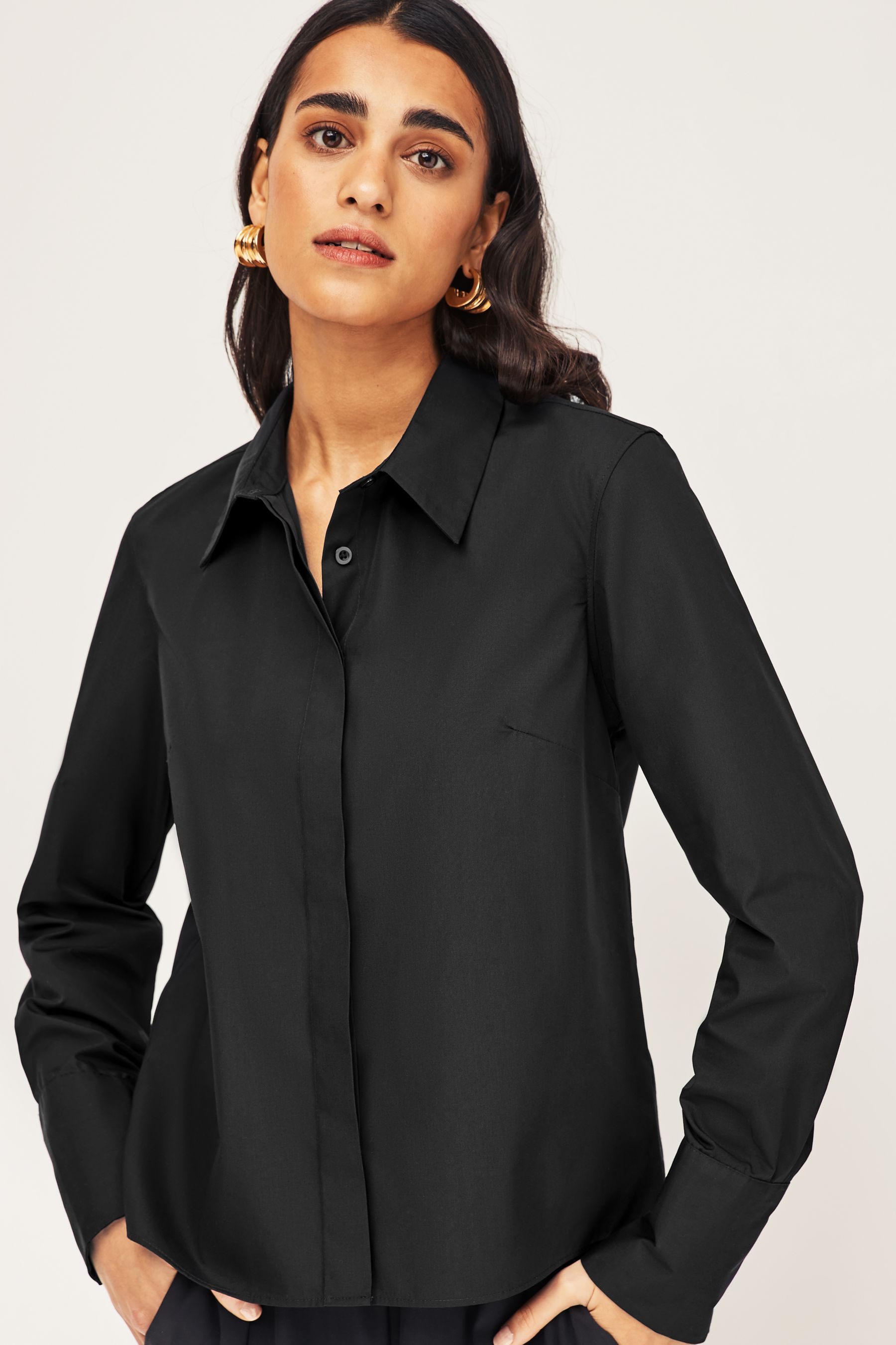 Black collared shirt women's shop