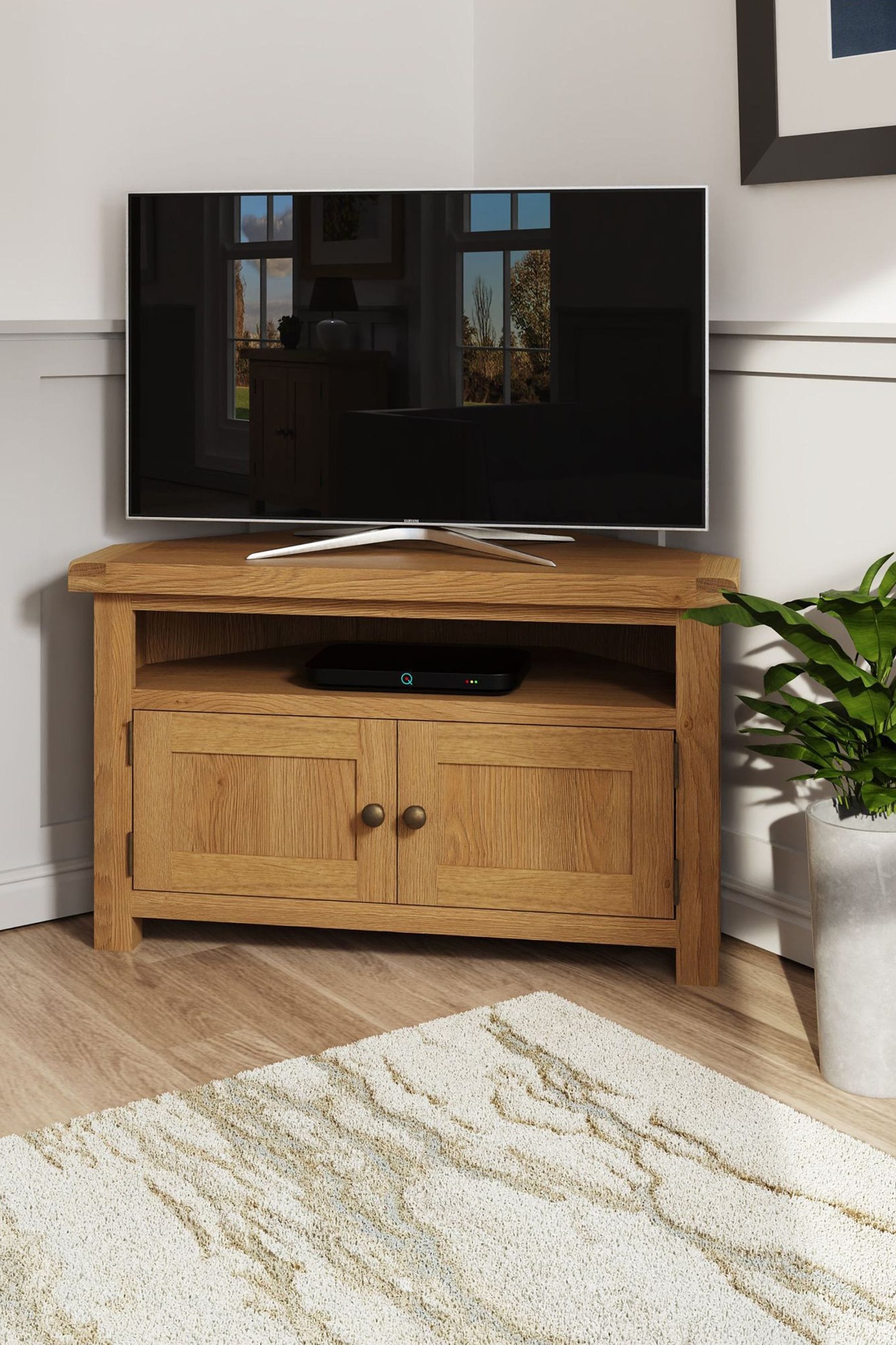 Canterbury oak clearance tv unit