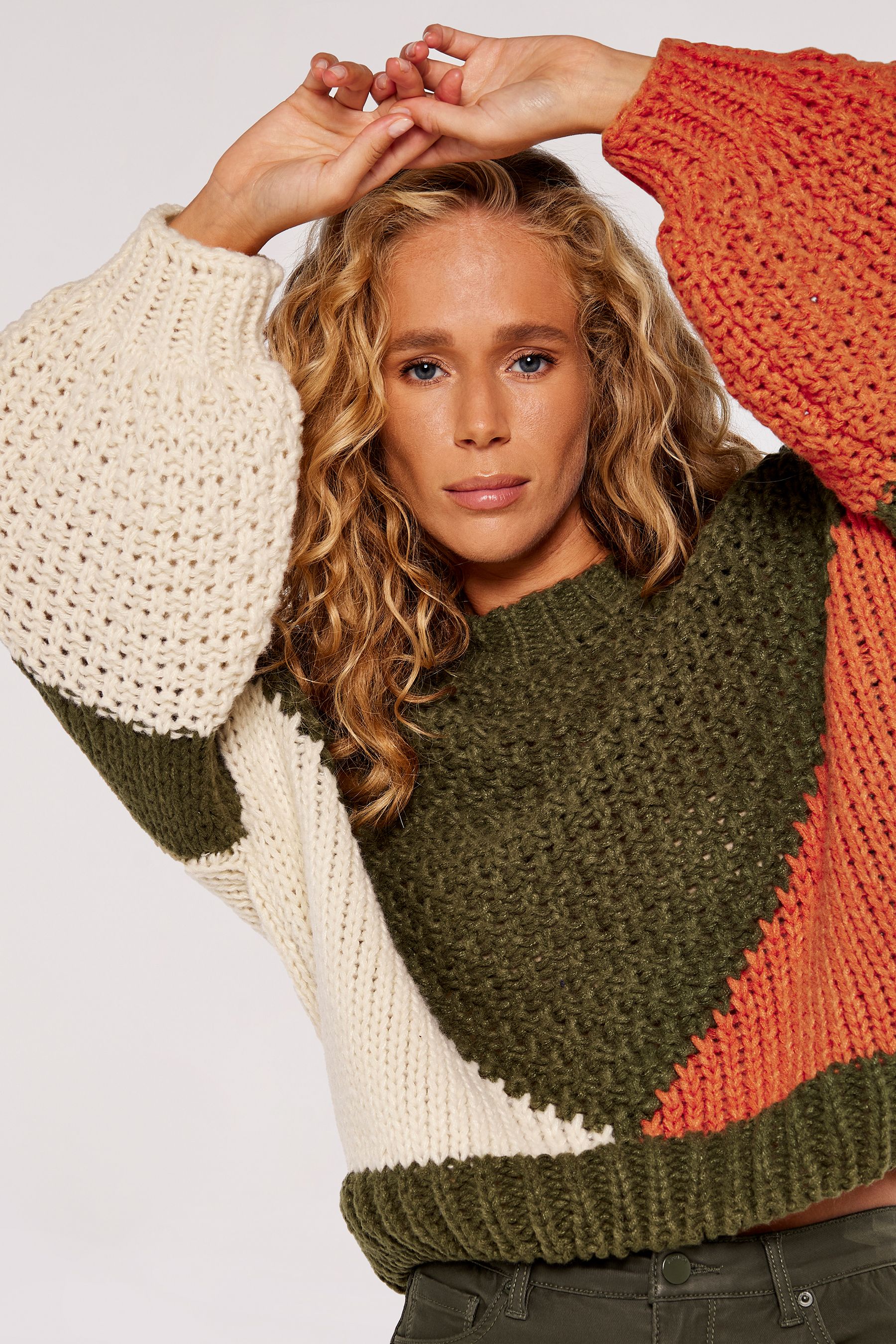 Green chunky knit jumper shop