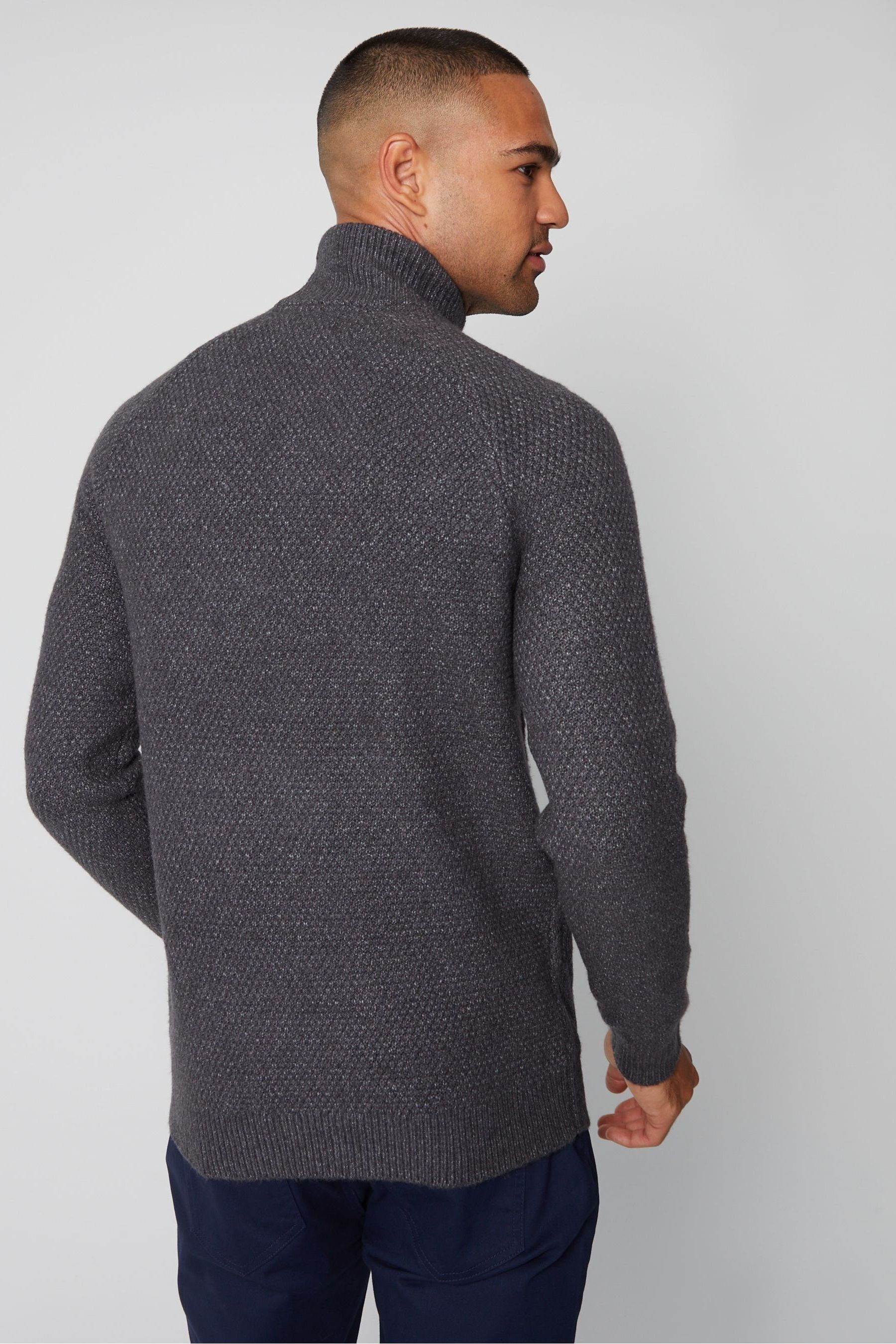 Turtle shop neck next