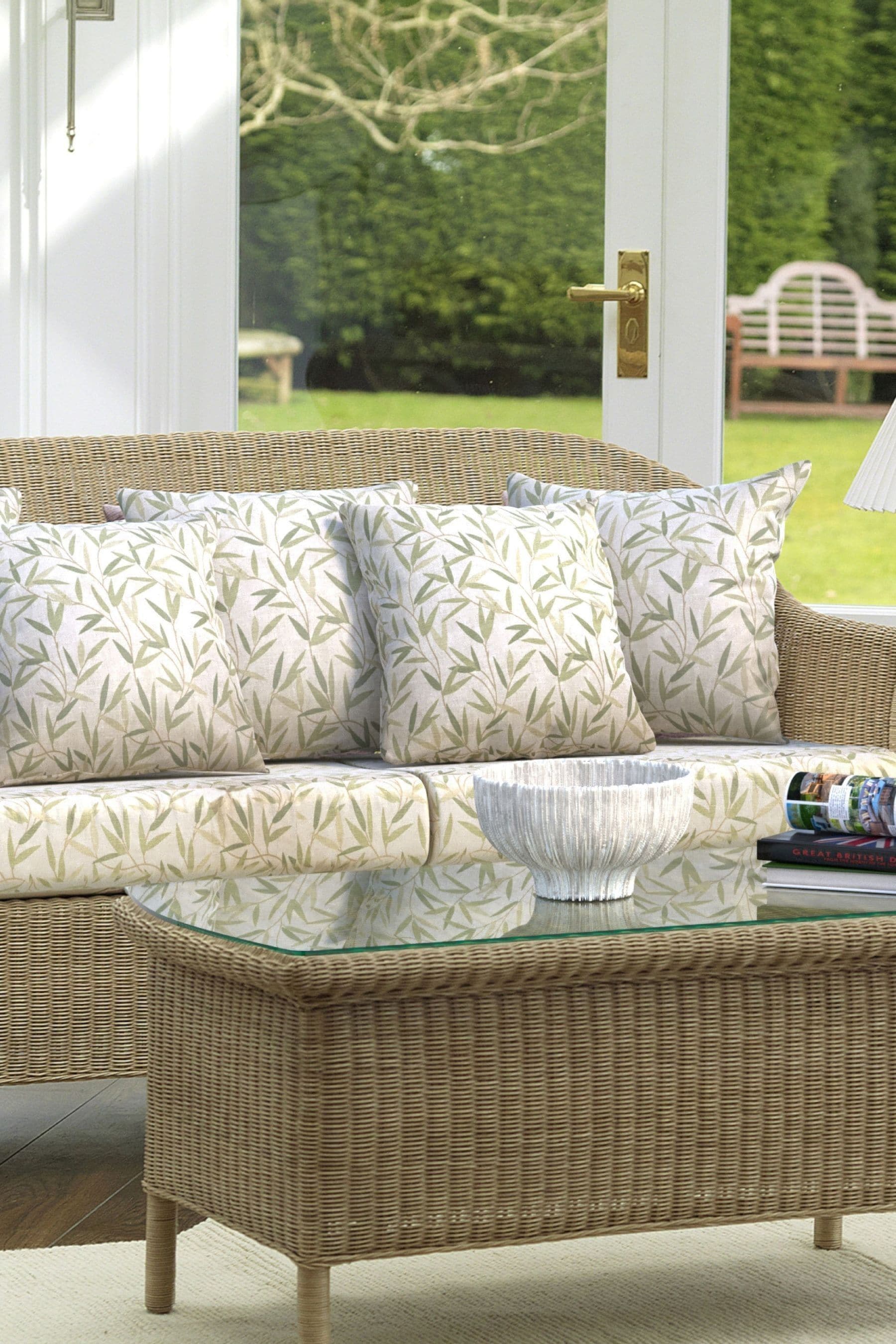 Wicker cushions store