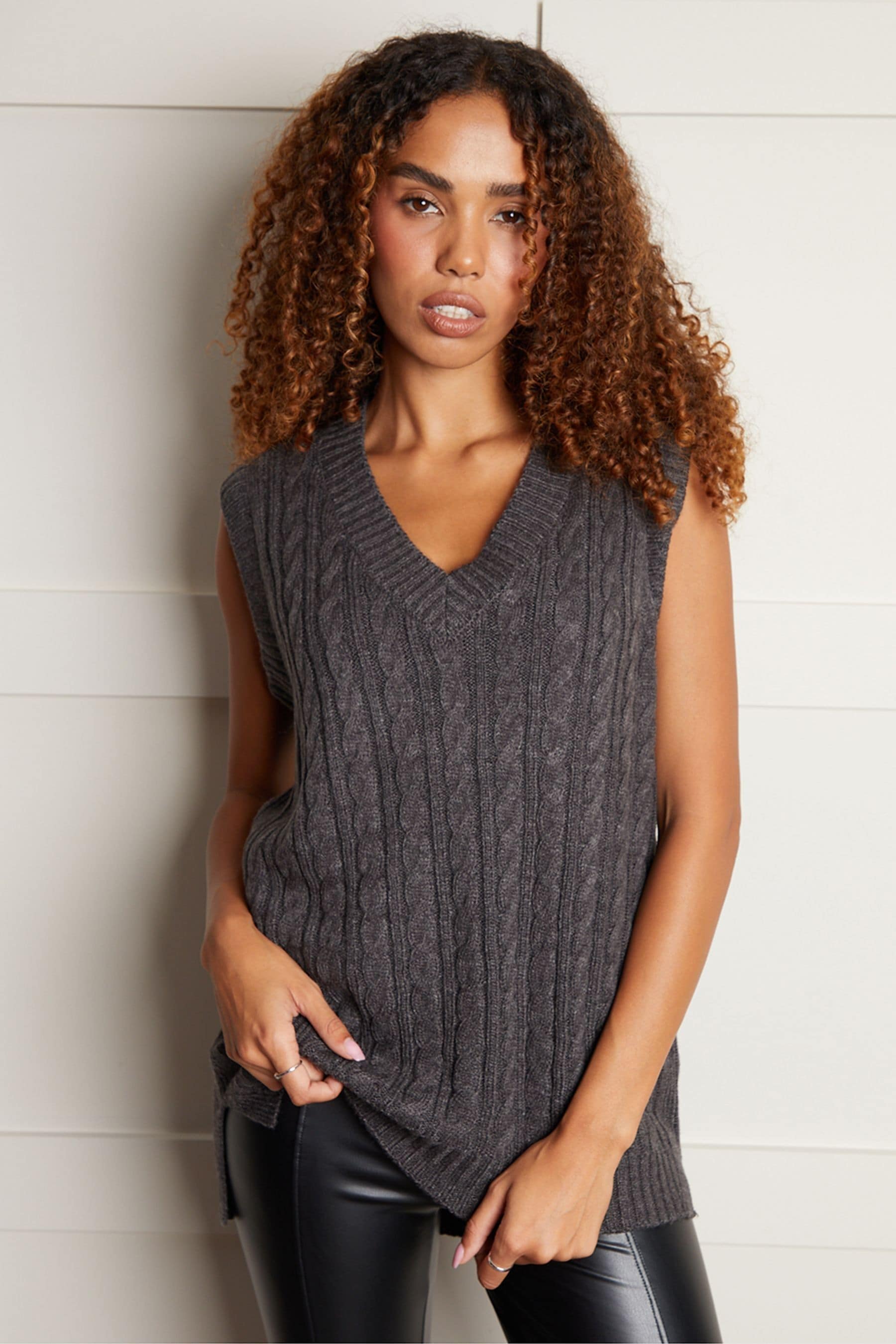 Grey sales cable knit