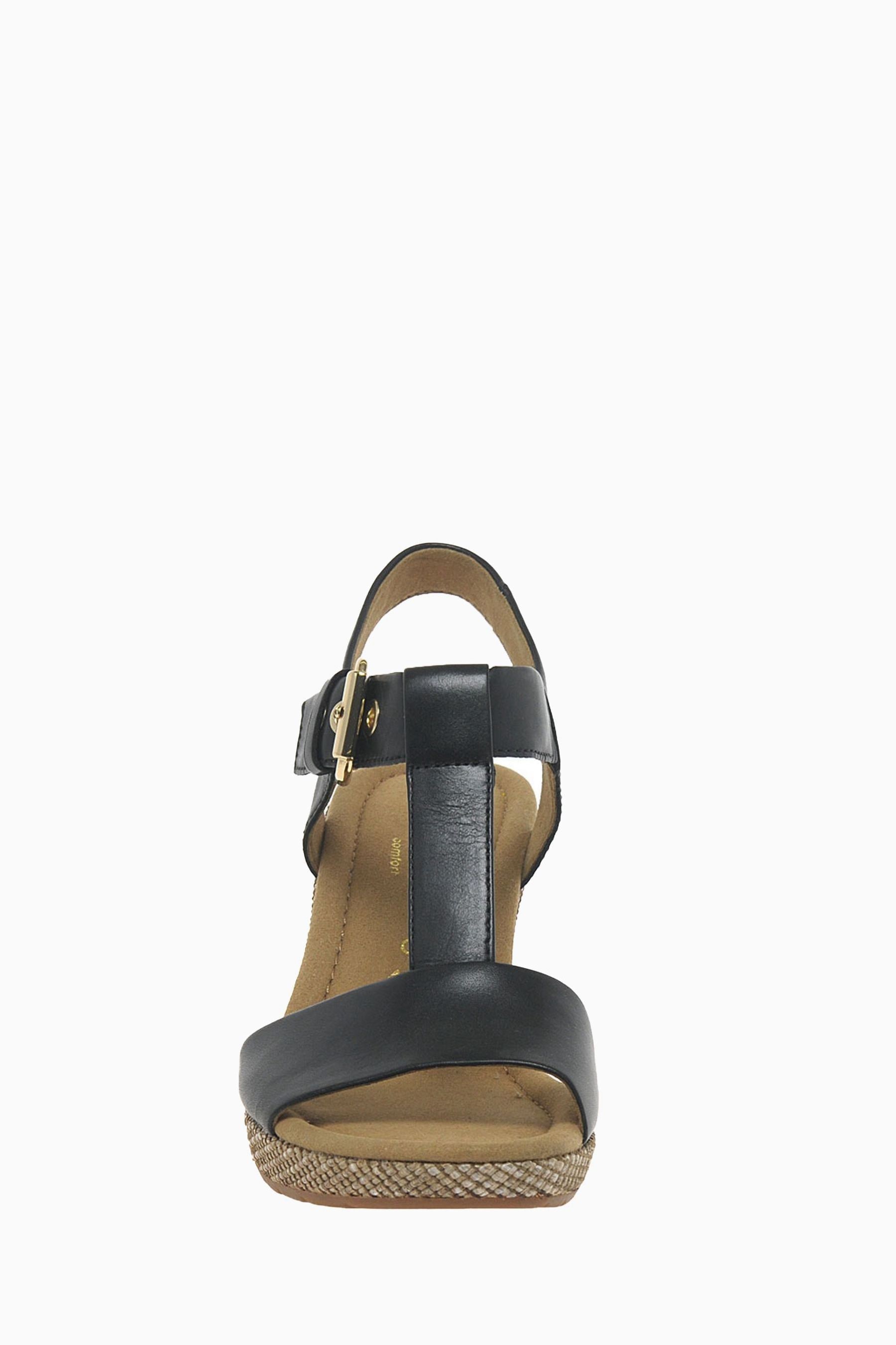 Gabor clearance karen sandals