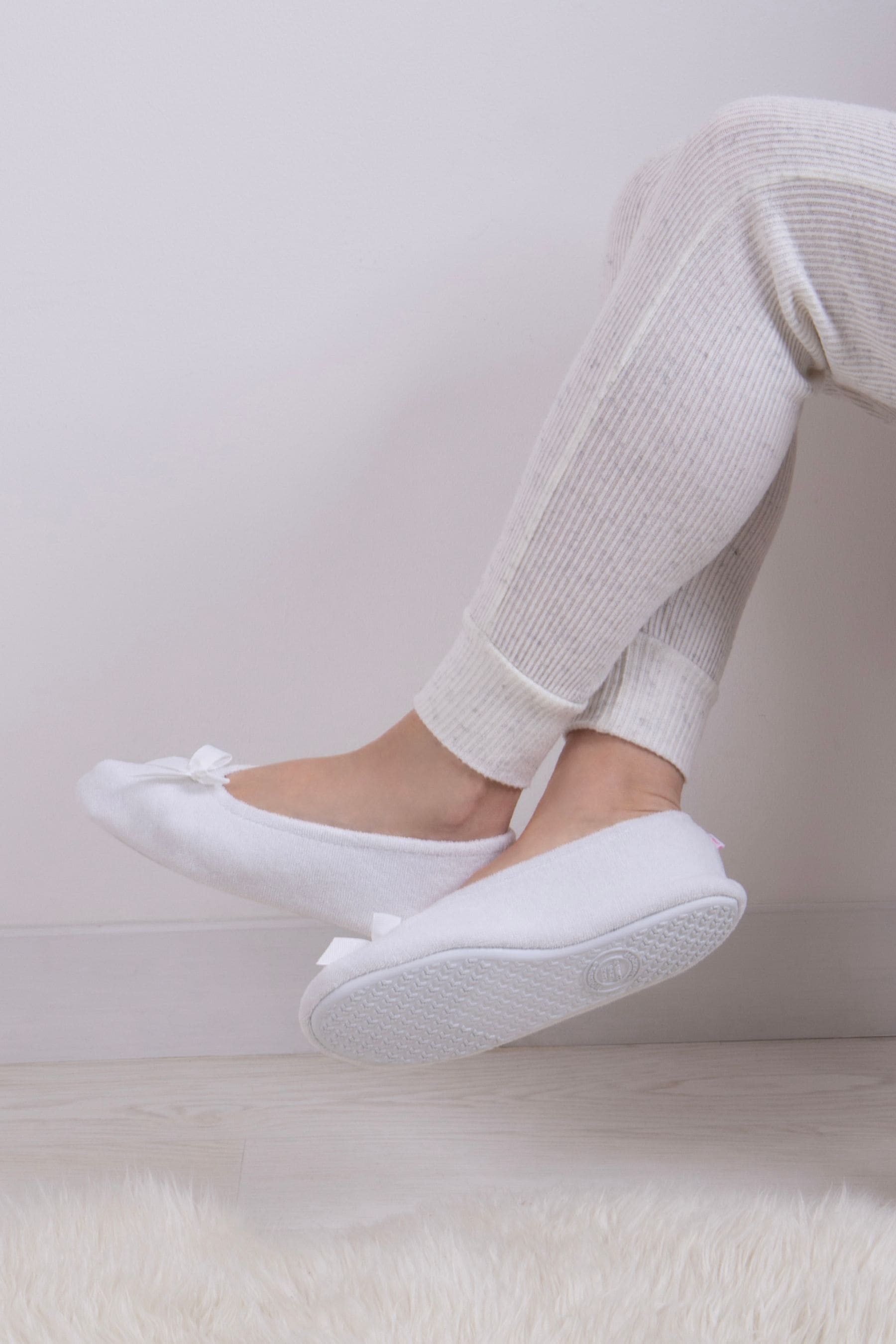 Totes on sale ballerina slippers