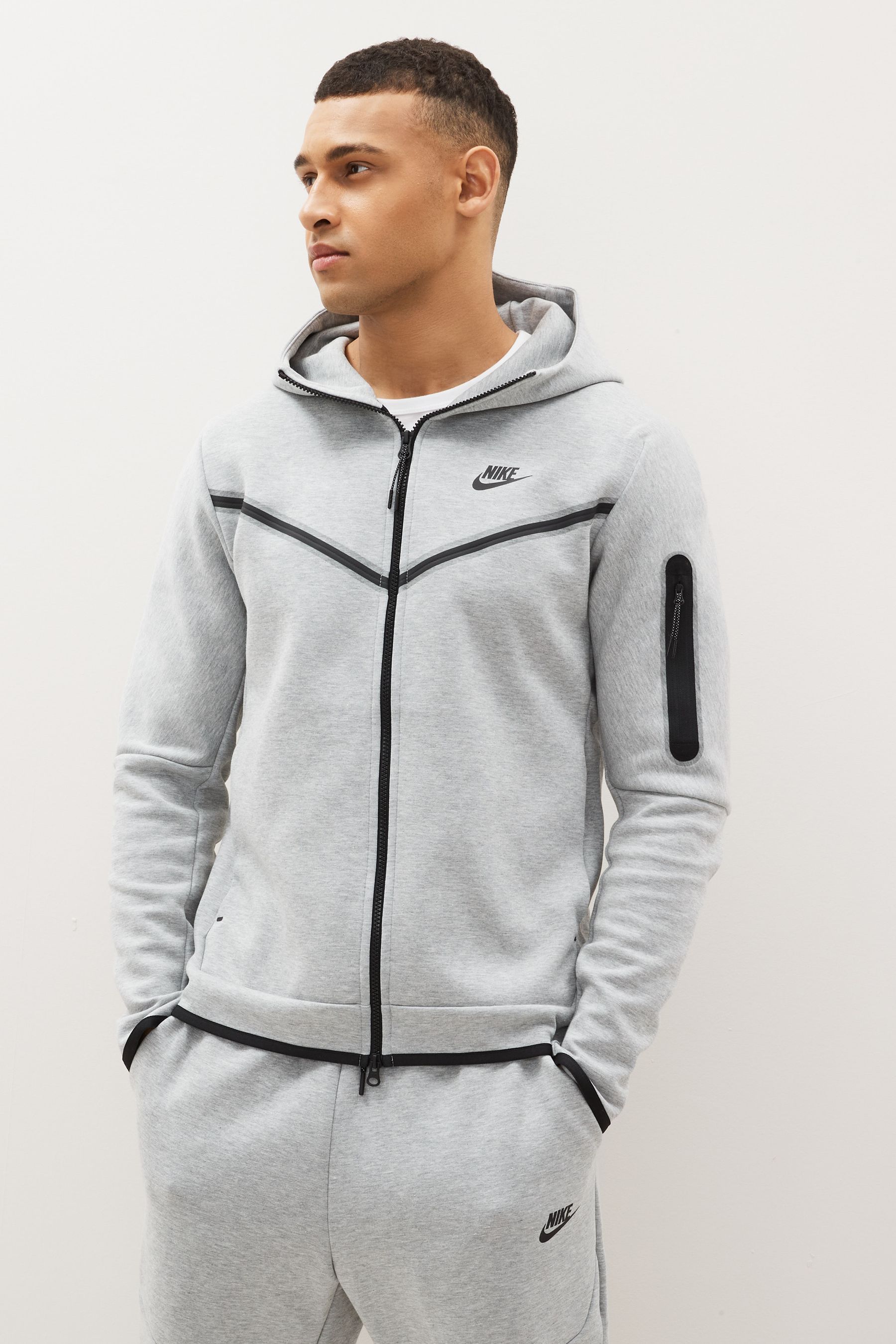 Nike grey fleece jacket hotsell