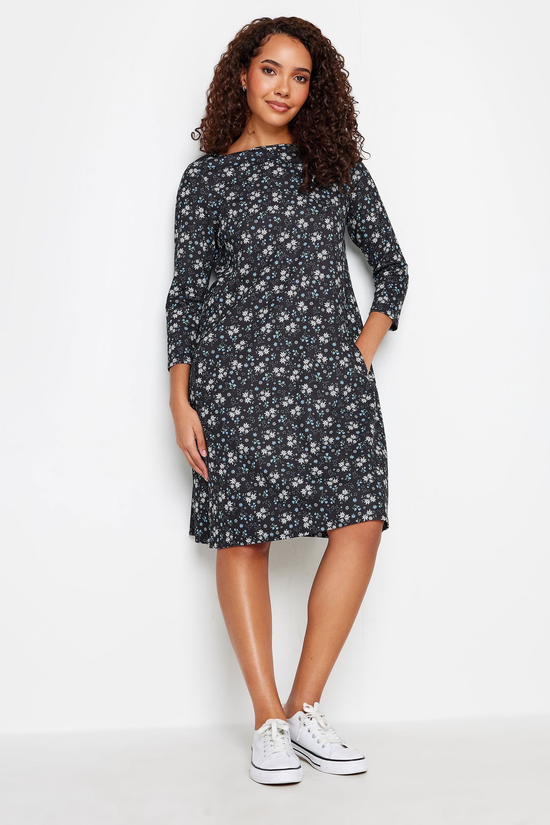 Black and white swing dress hotsell