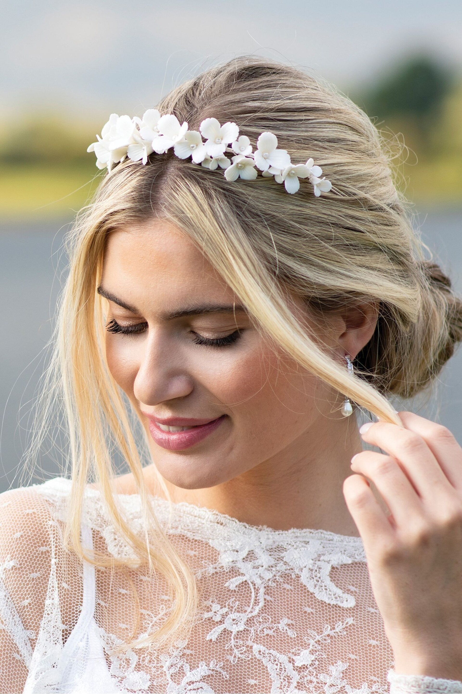 Ivory & Co Silver Wildflower Dainty Ceramic Floral Tiara - Image 2 of 5