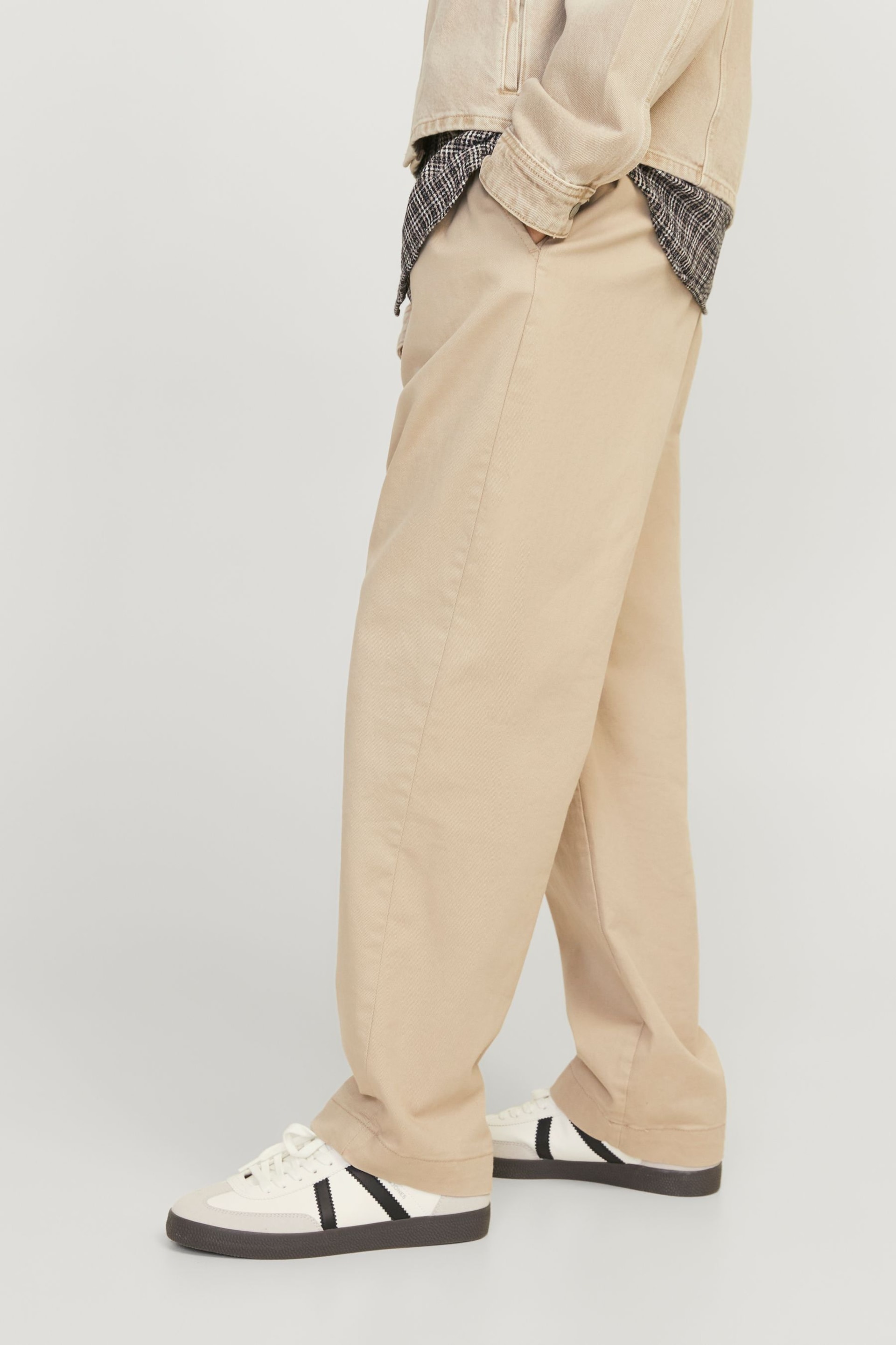 JACK & JONES Brown Wide Fit Relaxed Trousers - Image 5 of 8